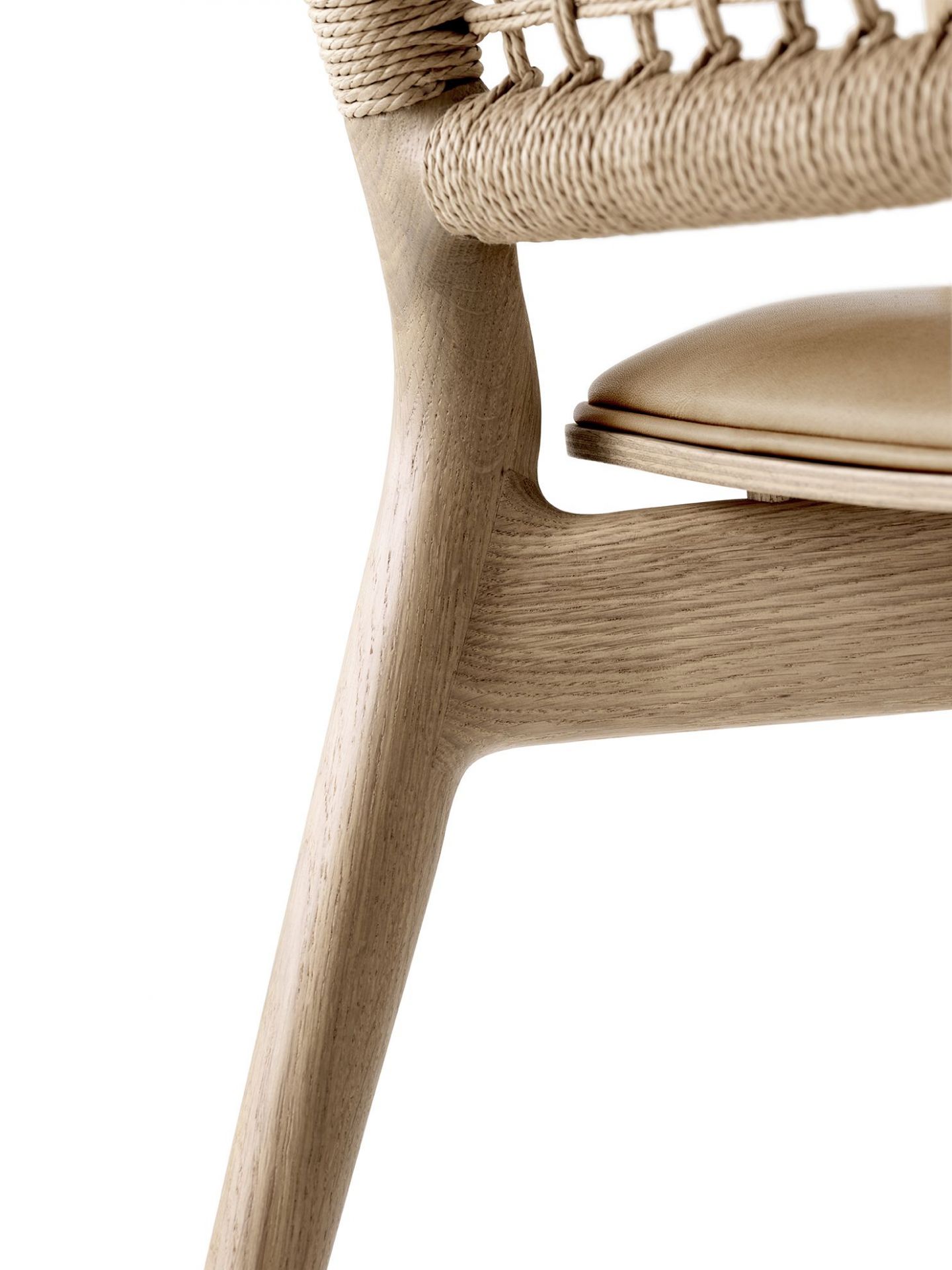 VIPP488 Cabin Lounge Chair Light Oak Vipp VIPP488 Cabin Lounge Chair Light Oak Vipp