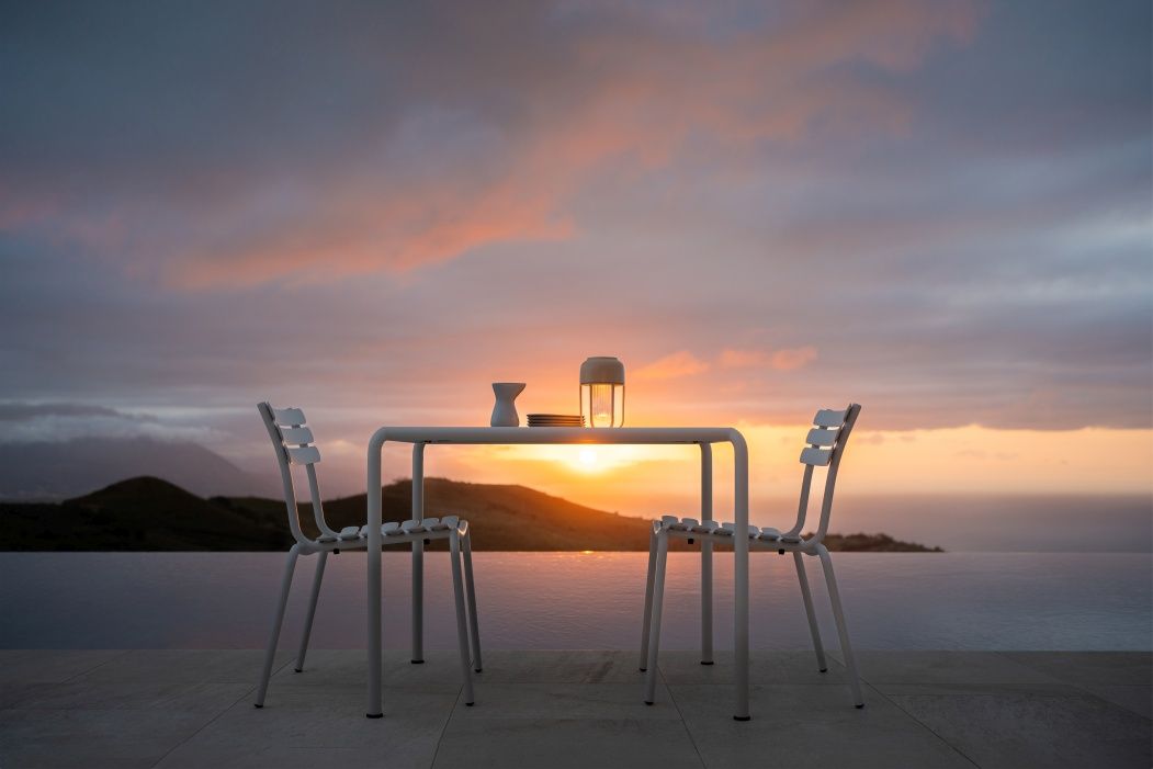 Avanti Dining Table Outdoor dining table Houe