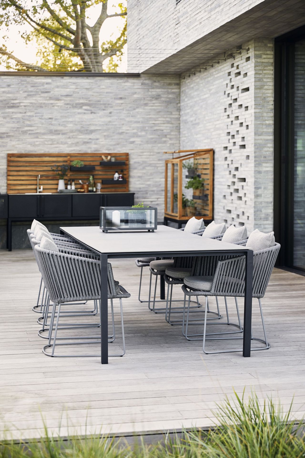 Pure Outdoor Dining table large W 280 x D 100 x H 73 cm Light grey frame Concrete grey top Cane-Line
