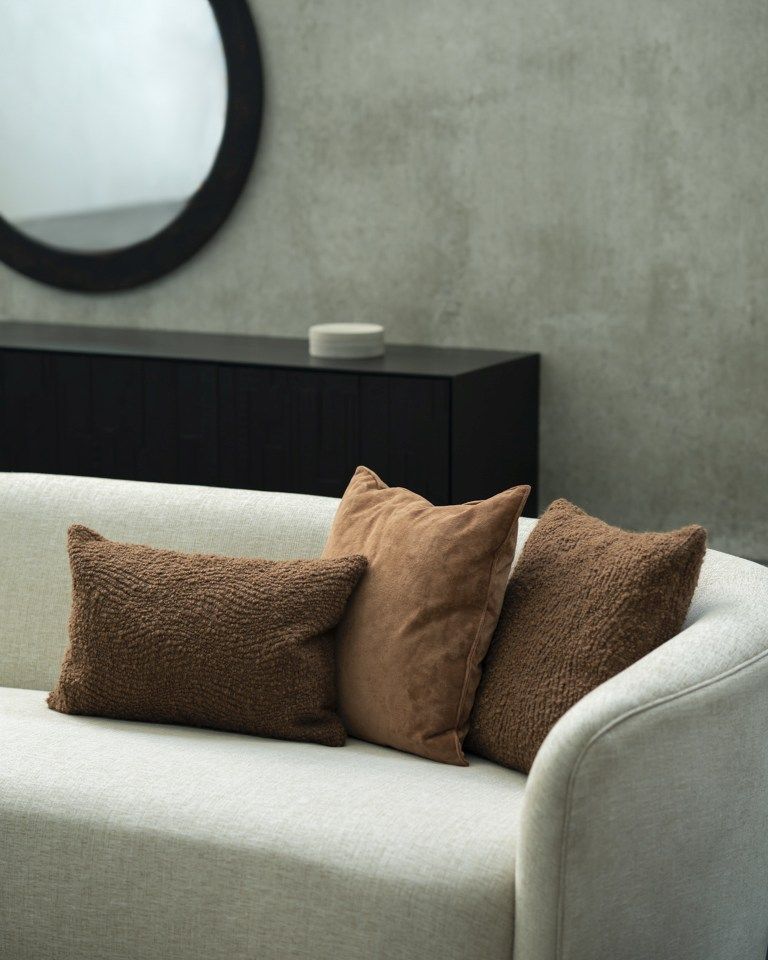 Velvet cushion 60x40 cm Ethnicraft 