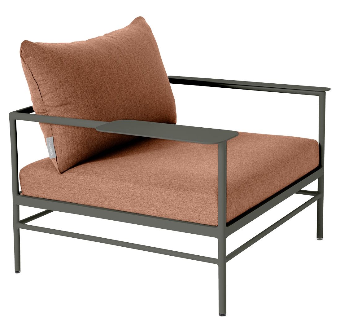 Rivage lounge chair with armrests Outdoor Fermob
