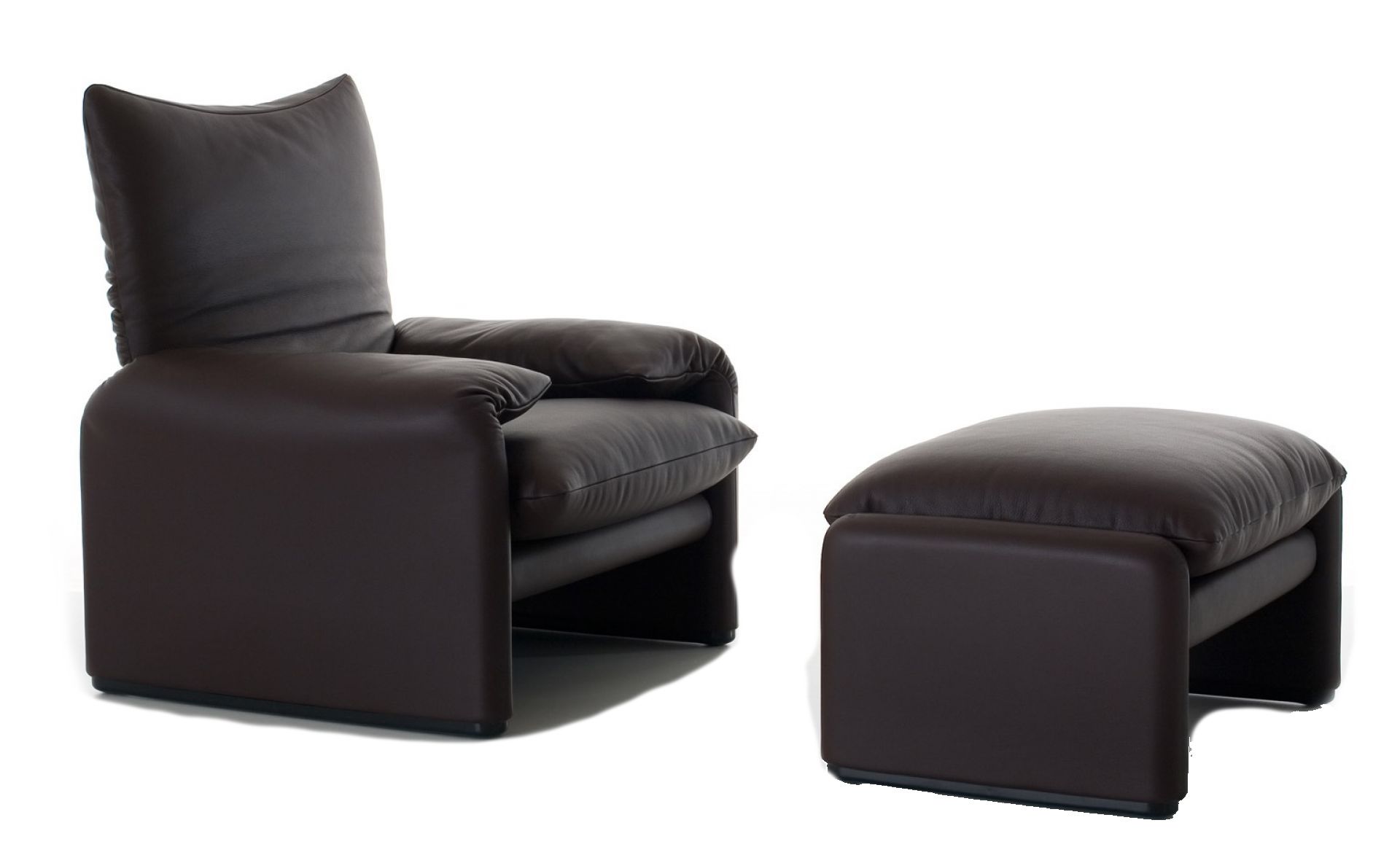 675 Maralunga Armchair Cassina