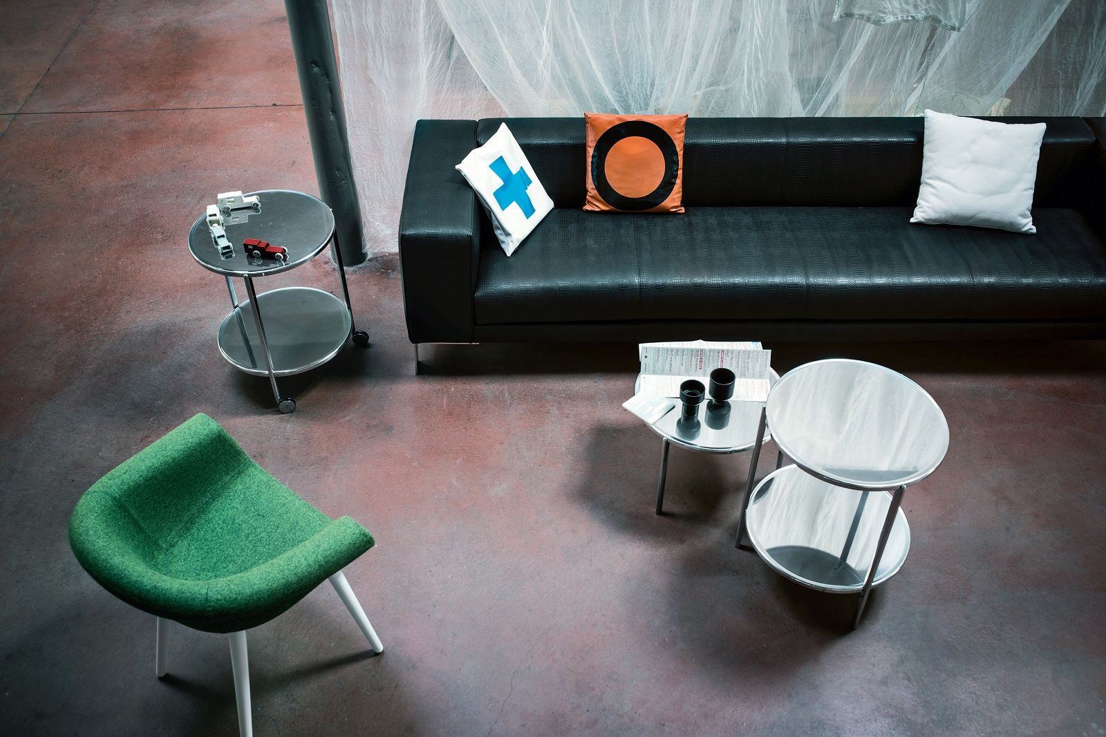 Tambour side table Magis
