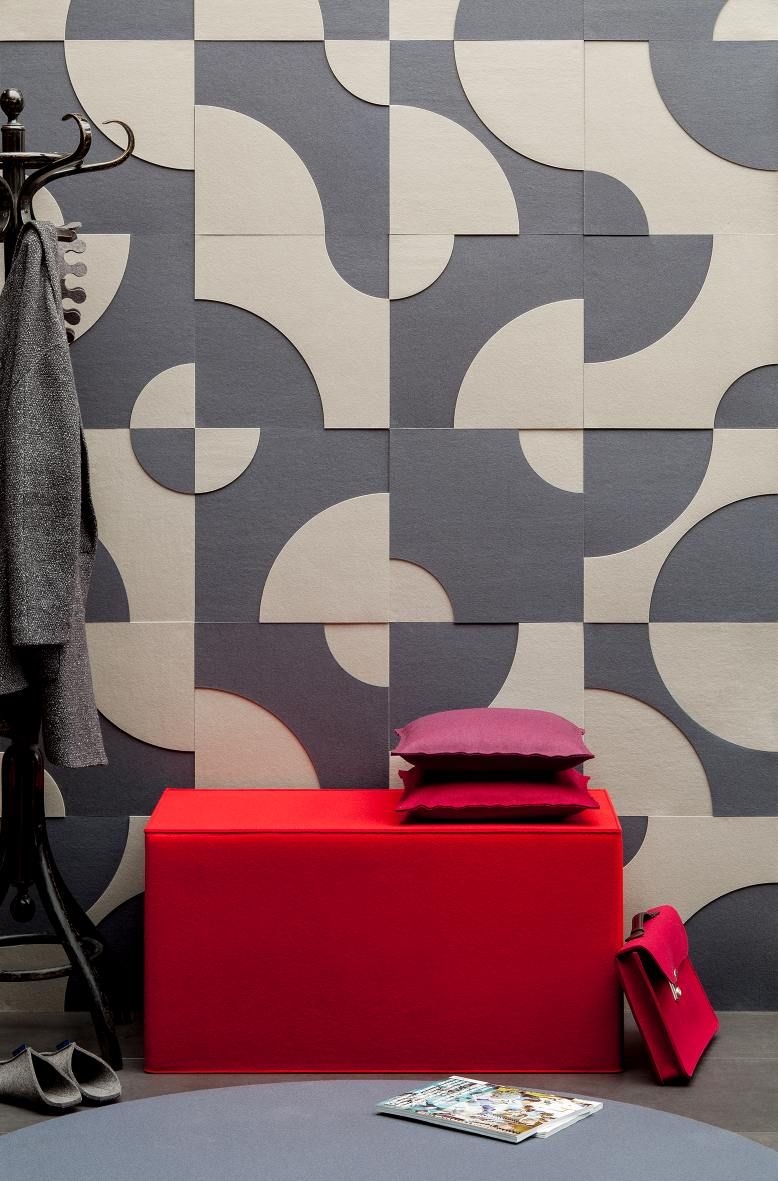 Cuboid seating stool Hey Sign