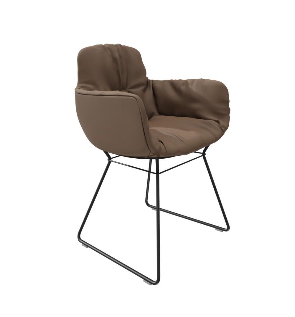 Leya chair high armrest leather Sahara Freifrau Manufaktur PREFERRED COMBINATION