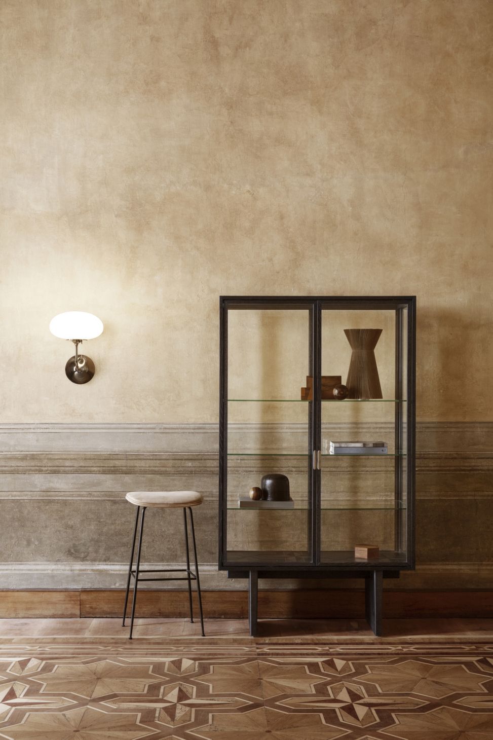 Private Display Case Gubi