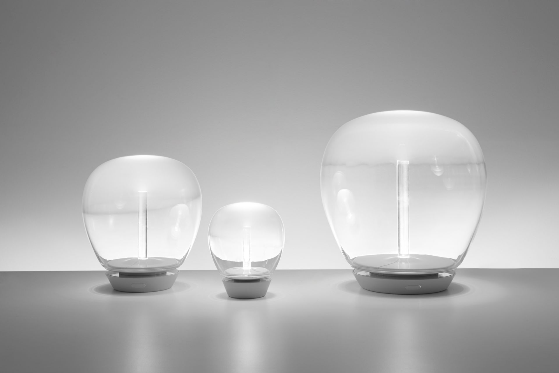 Empatia 16 table lamp Artemide