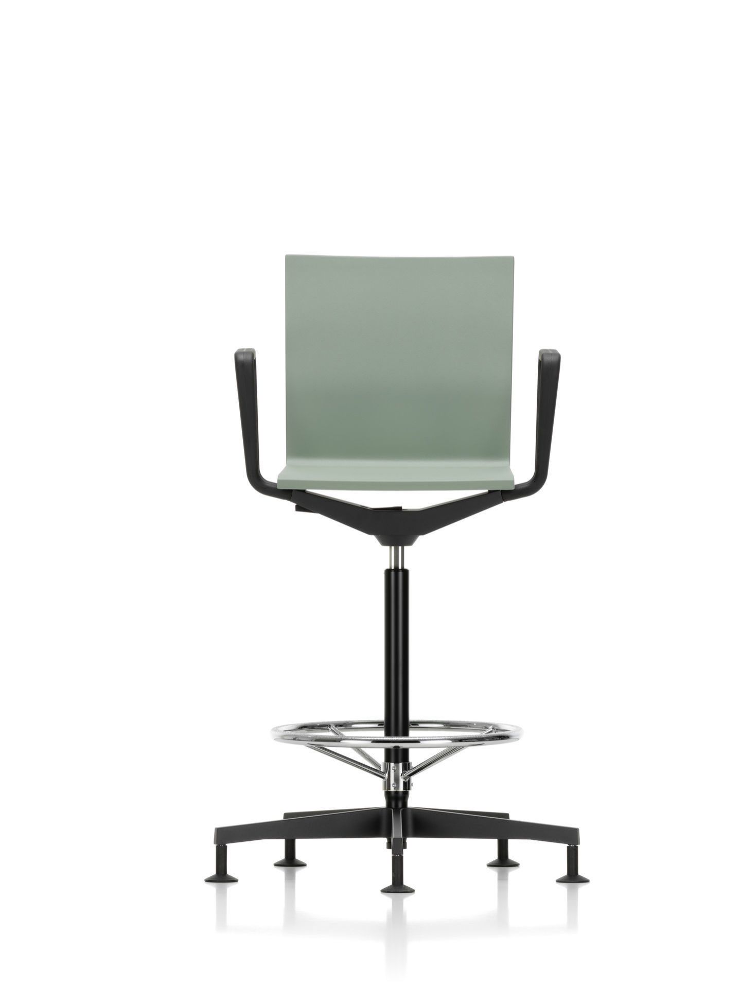 .04 Counter Chair with armrest Vitra 