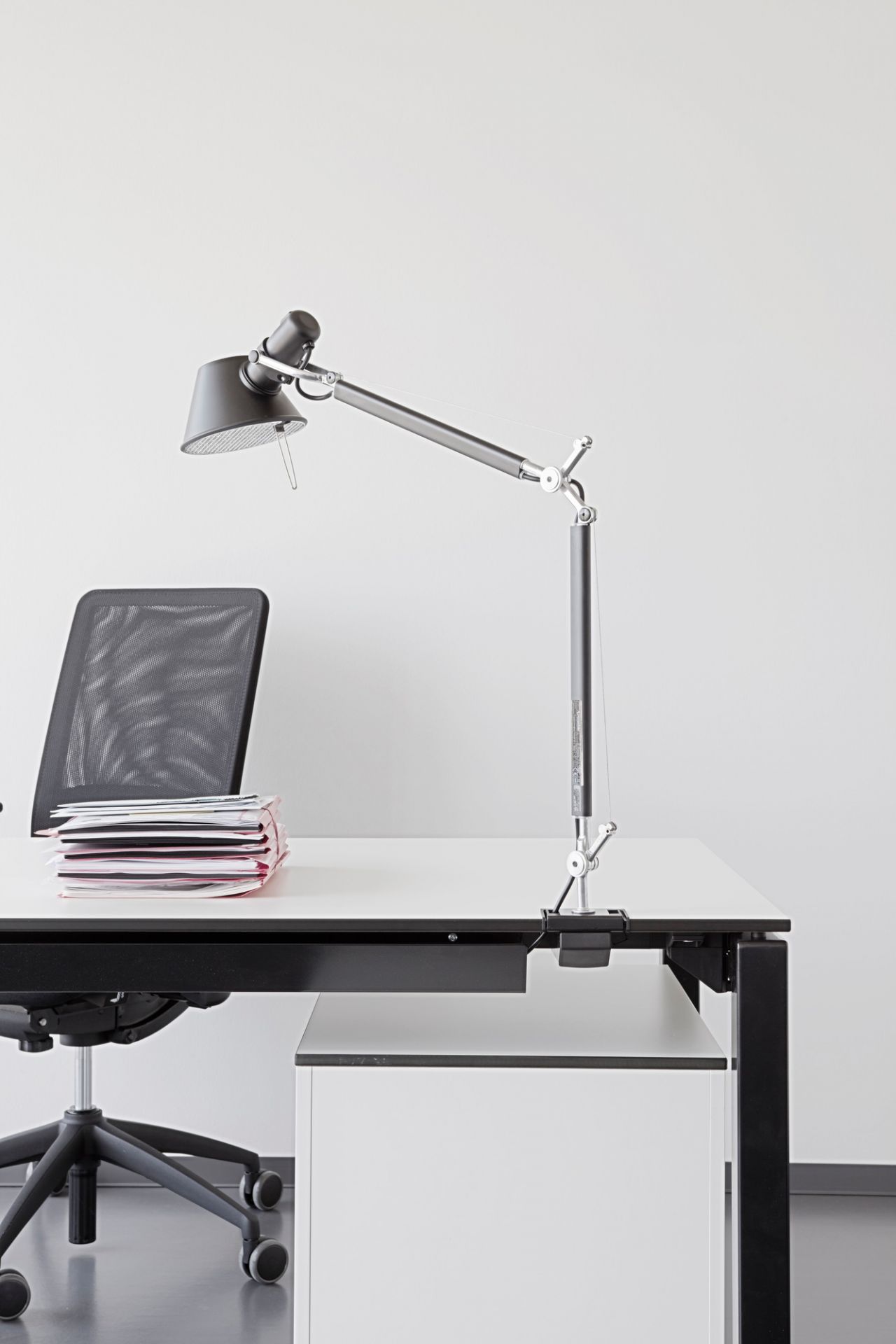 Tolomeo Table lamp table base ø23 Black Artemide (part 2 of 2)