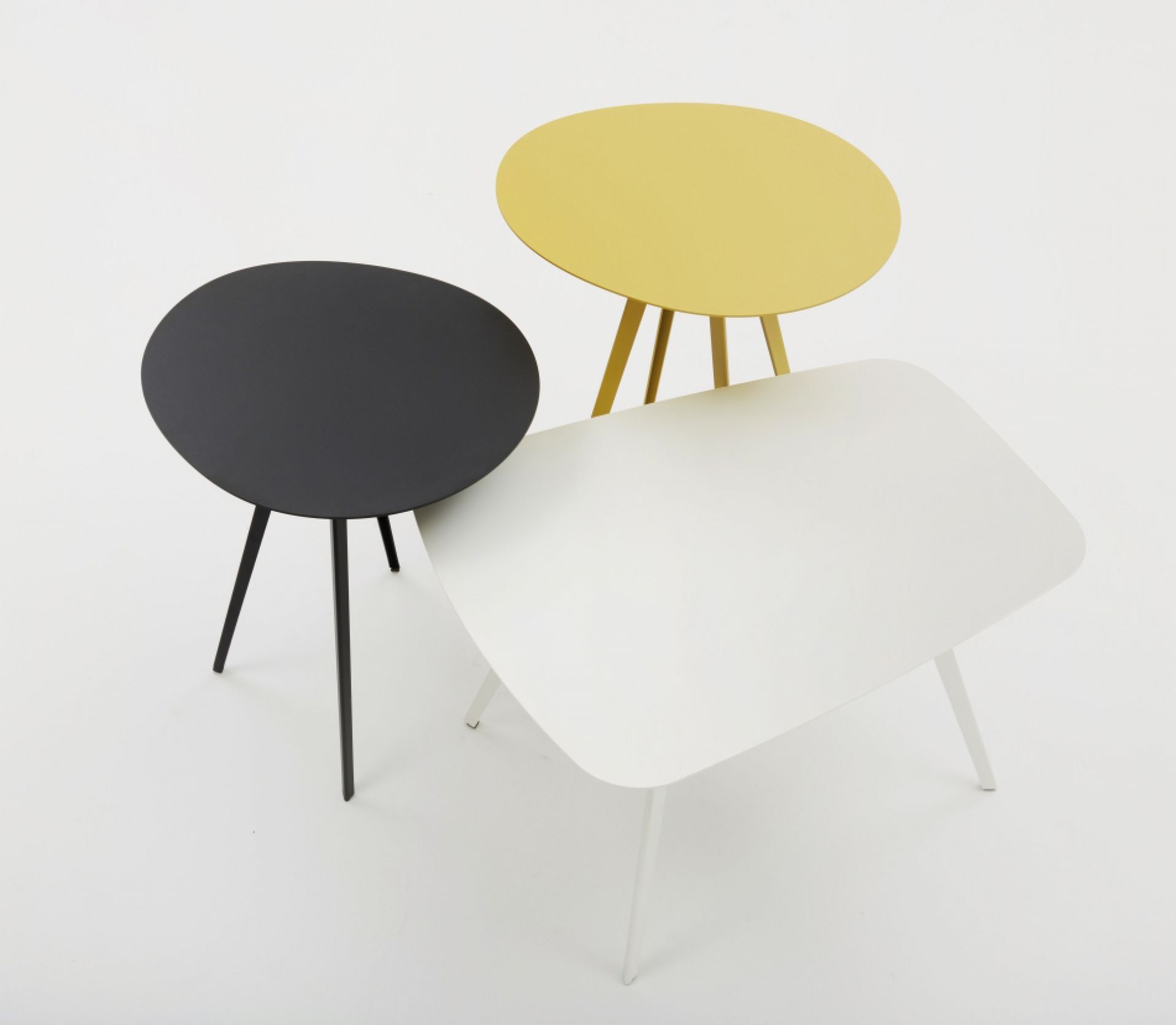 Agorà Side table medium Segis mustard