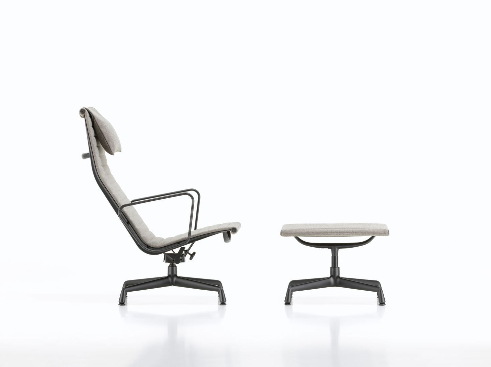 Aluminium Chair EA124 / EA 124 Armchair Vitra