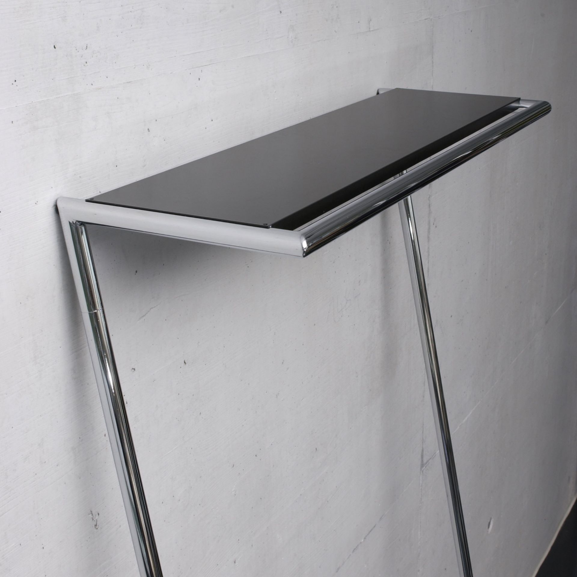 Hat shelf for Zen and Link Wall rack Mox