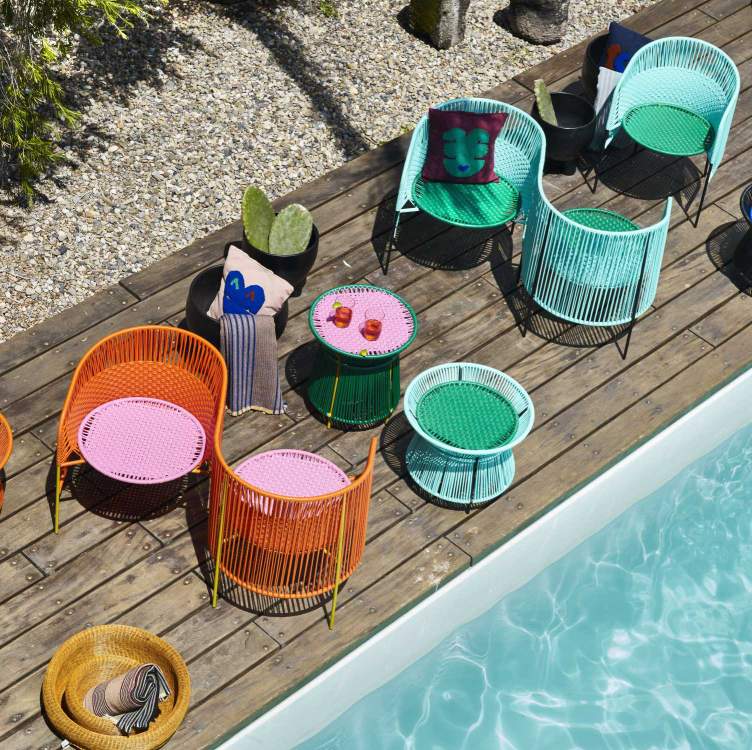 Caribe Dining Table Outdoor ames  