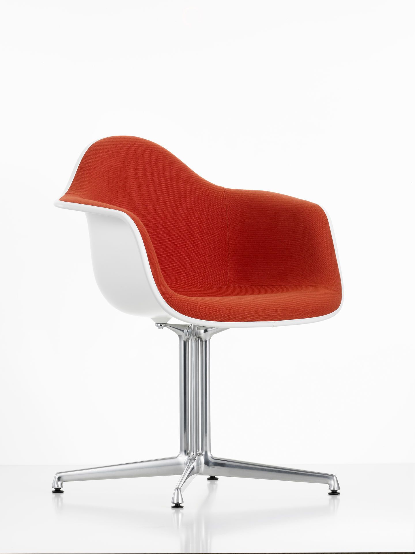 Eames Plastic Arm Chair DAL Chair Fully upholstered Vitra