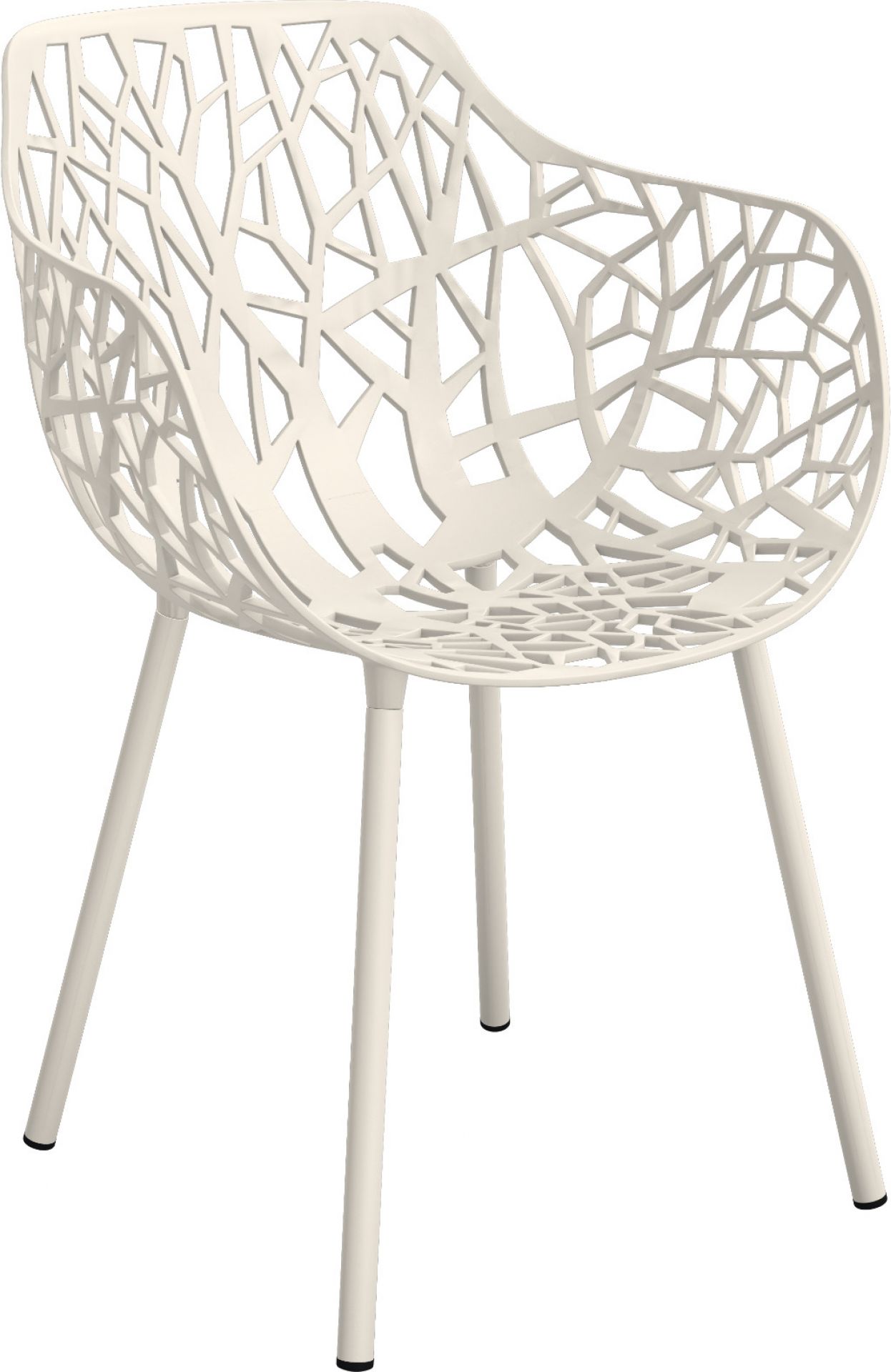 Cremeweißer Outdoor Sessel mit filigranem Design und vier Beinen, geeignet für Garten und Terrasse.