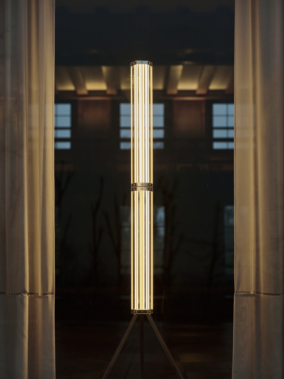 Superwire F Floor lamp Flos