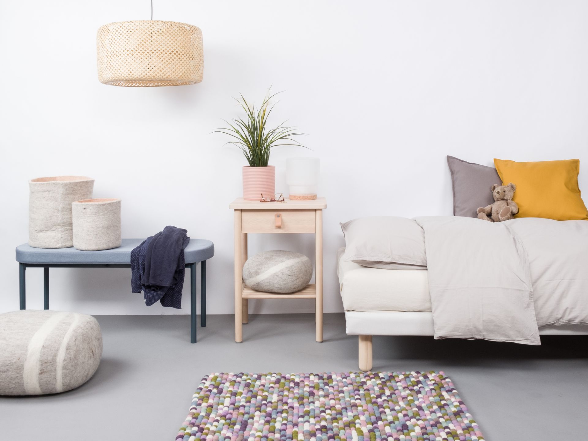 Felt ball Carpet 160x230 cm Myfelt Hugo