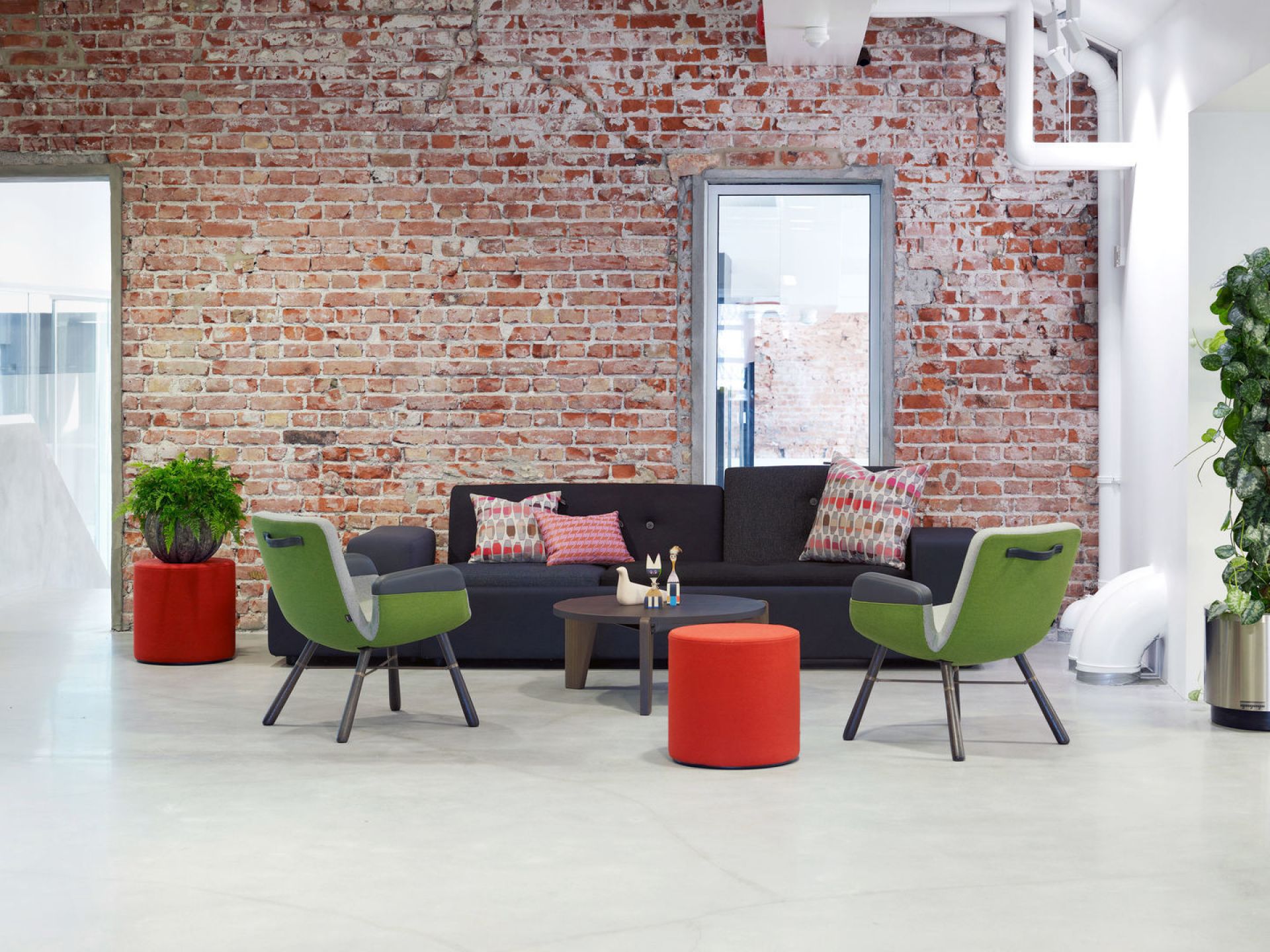 East River Chair Vitra