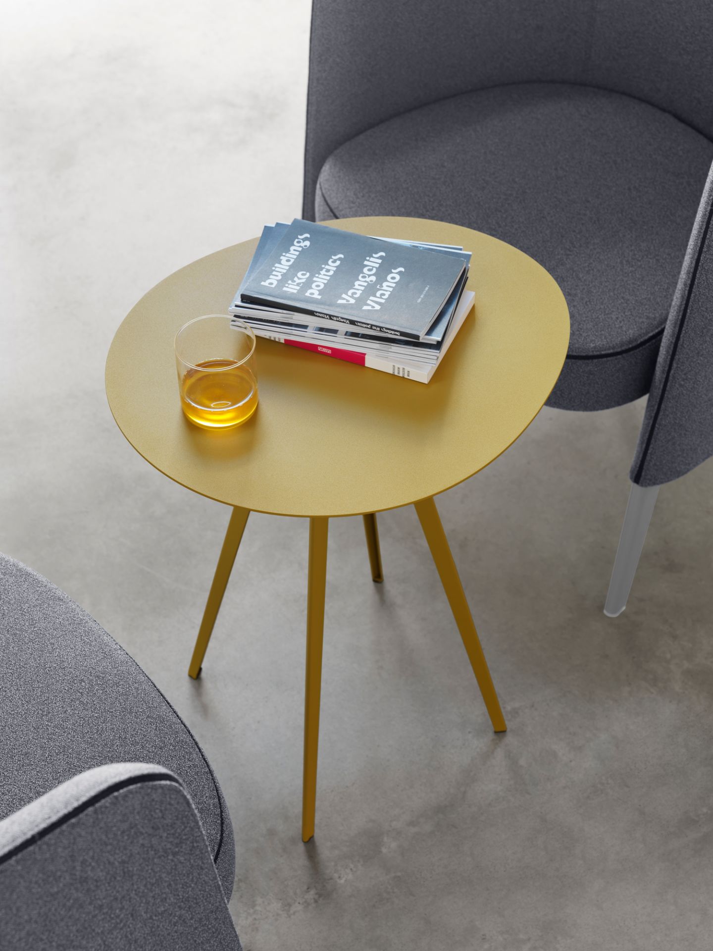 Agorà Side table medium Segis mustard