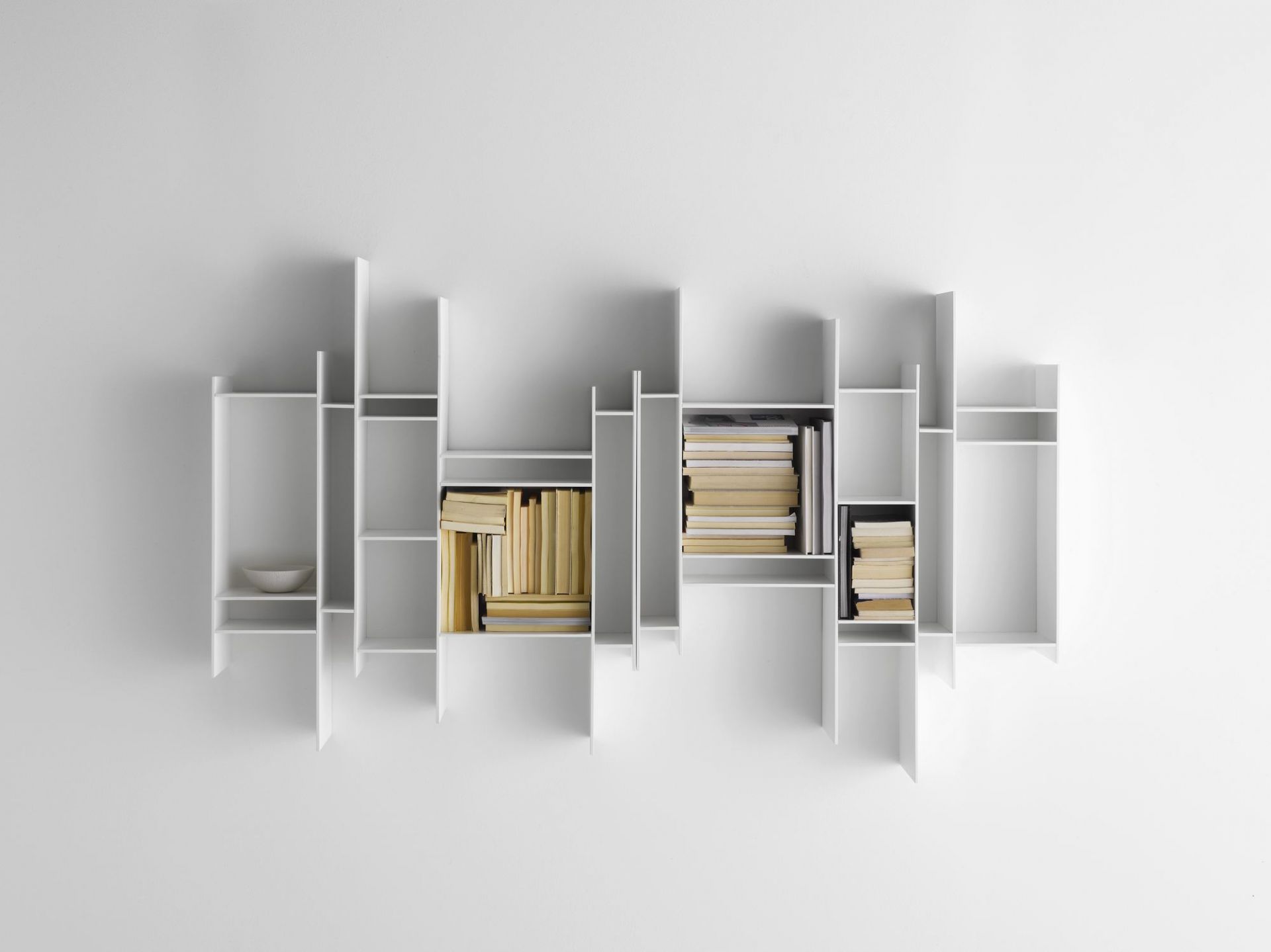 Randomito shelf system white MDF Italia