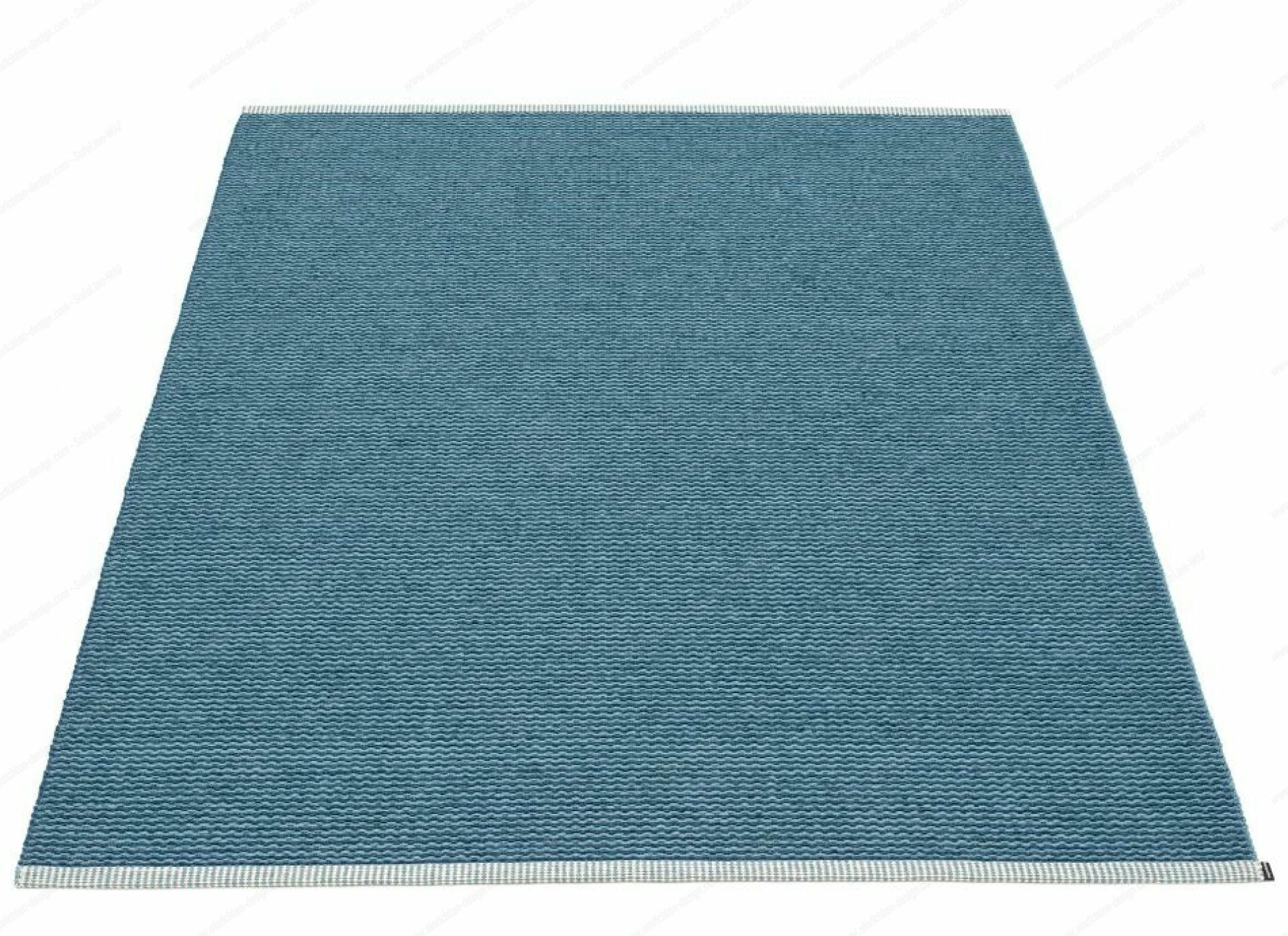 Mono Plastic Rug 230x320 cm Pappelina Ocean blue - Dove blue