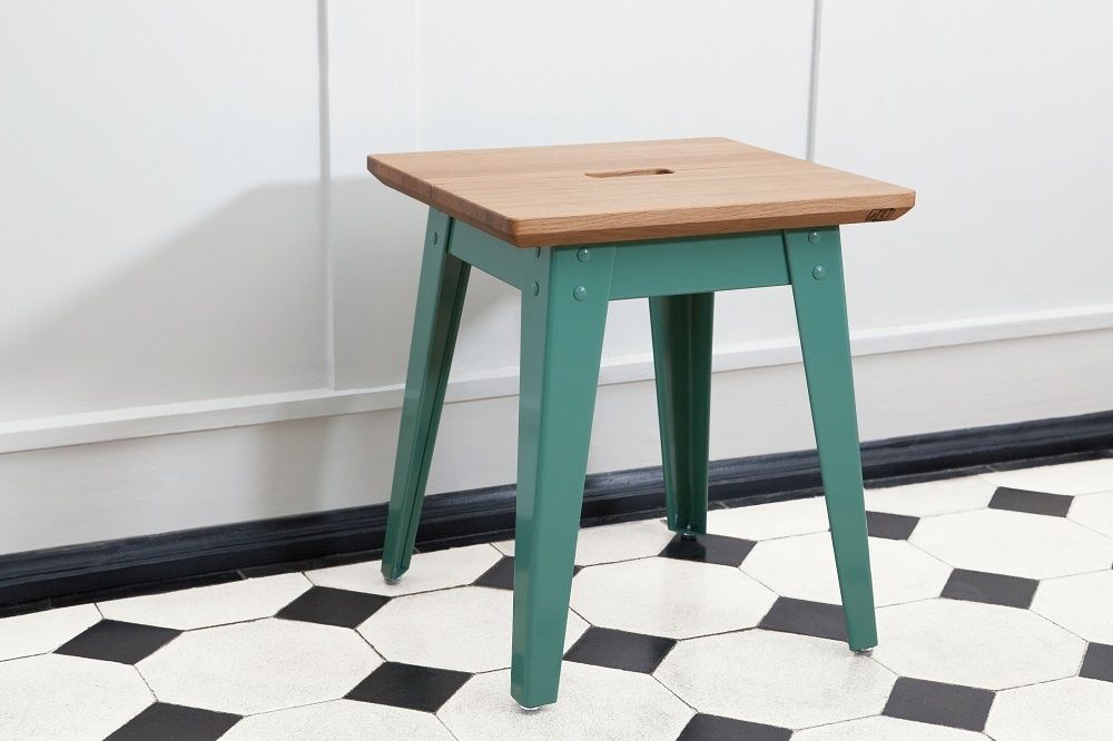 6Grad Stool Jan Cray