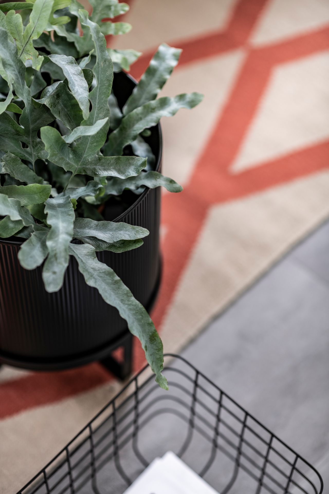 Bau Flower Pot Large Ferm Living Black