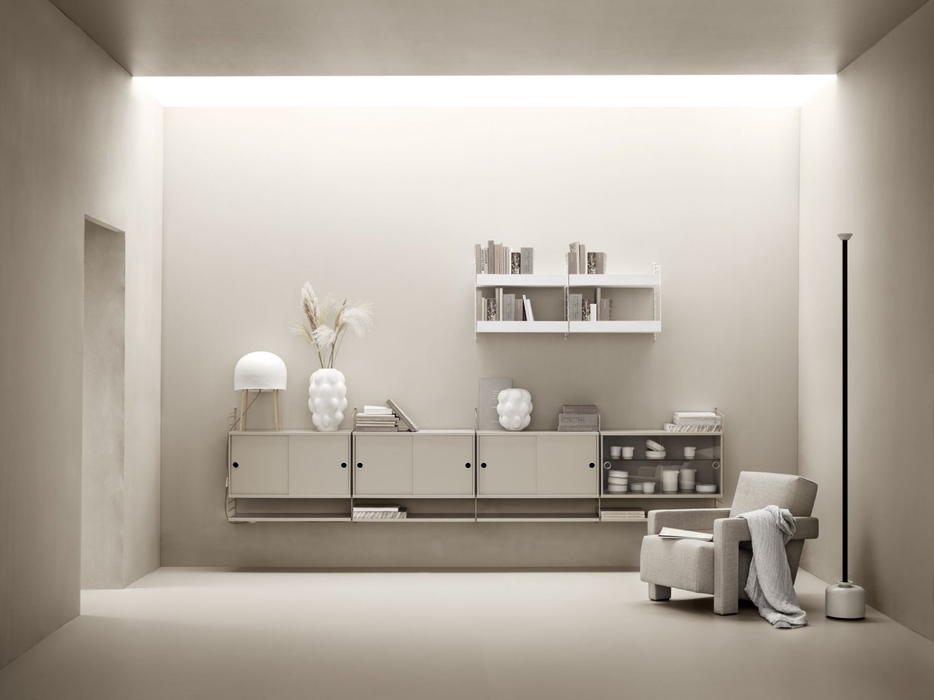 String  Living room wall shelving system E String Furniture