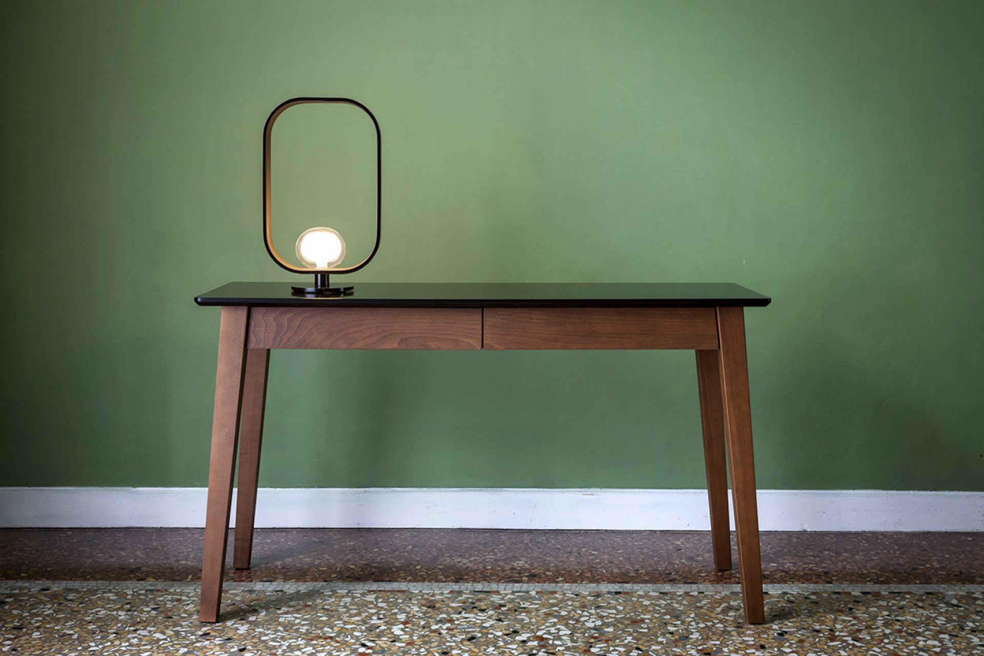Filipa 555 31 table lamp Tooy