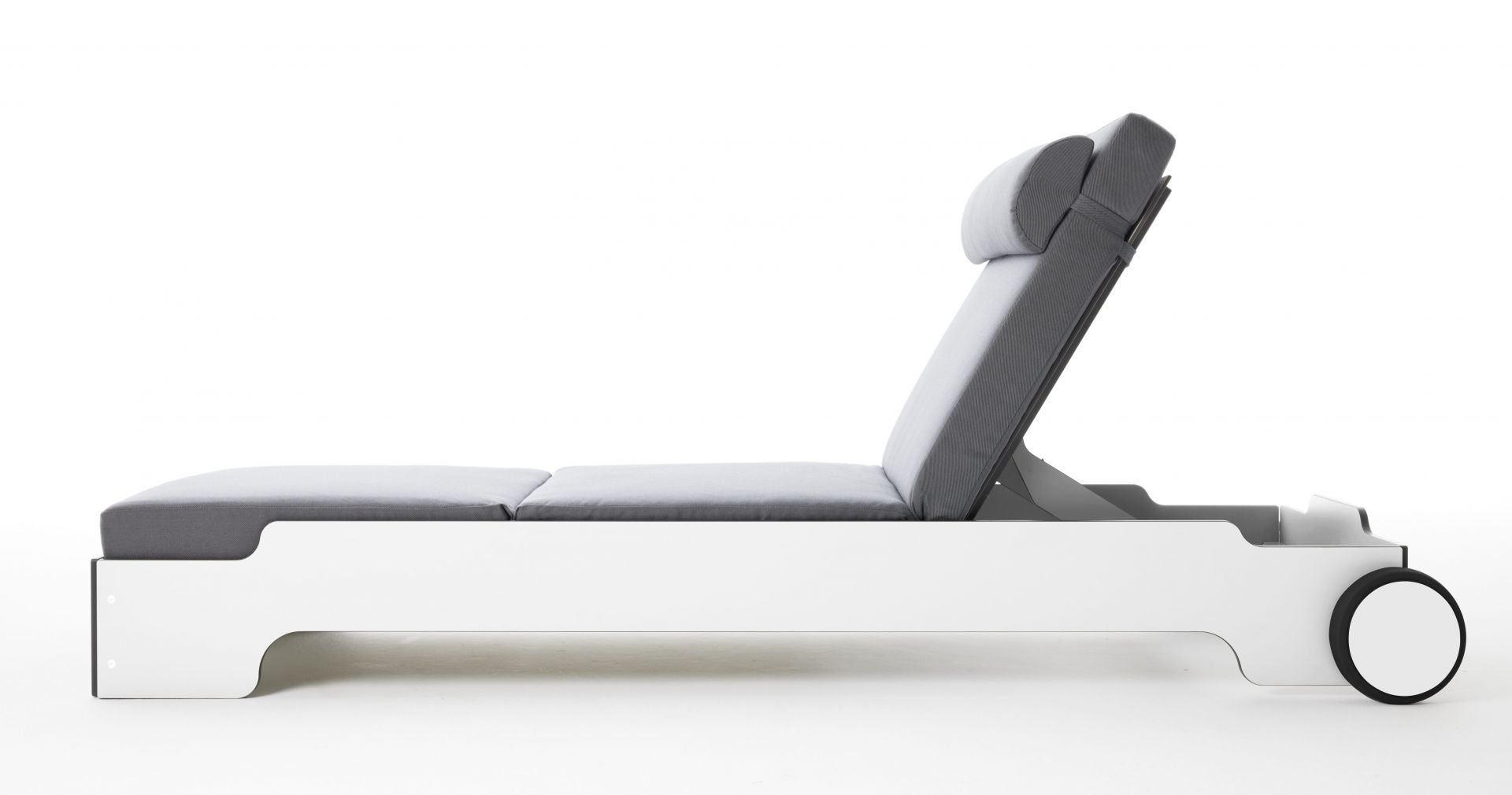 Solara Stacking Lounger incl. Wheels and Upholstery Outdoor Müller Möbelwerkstätten