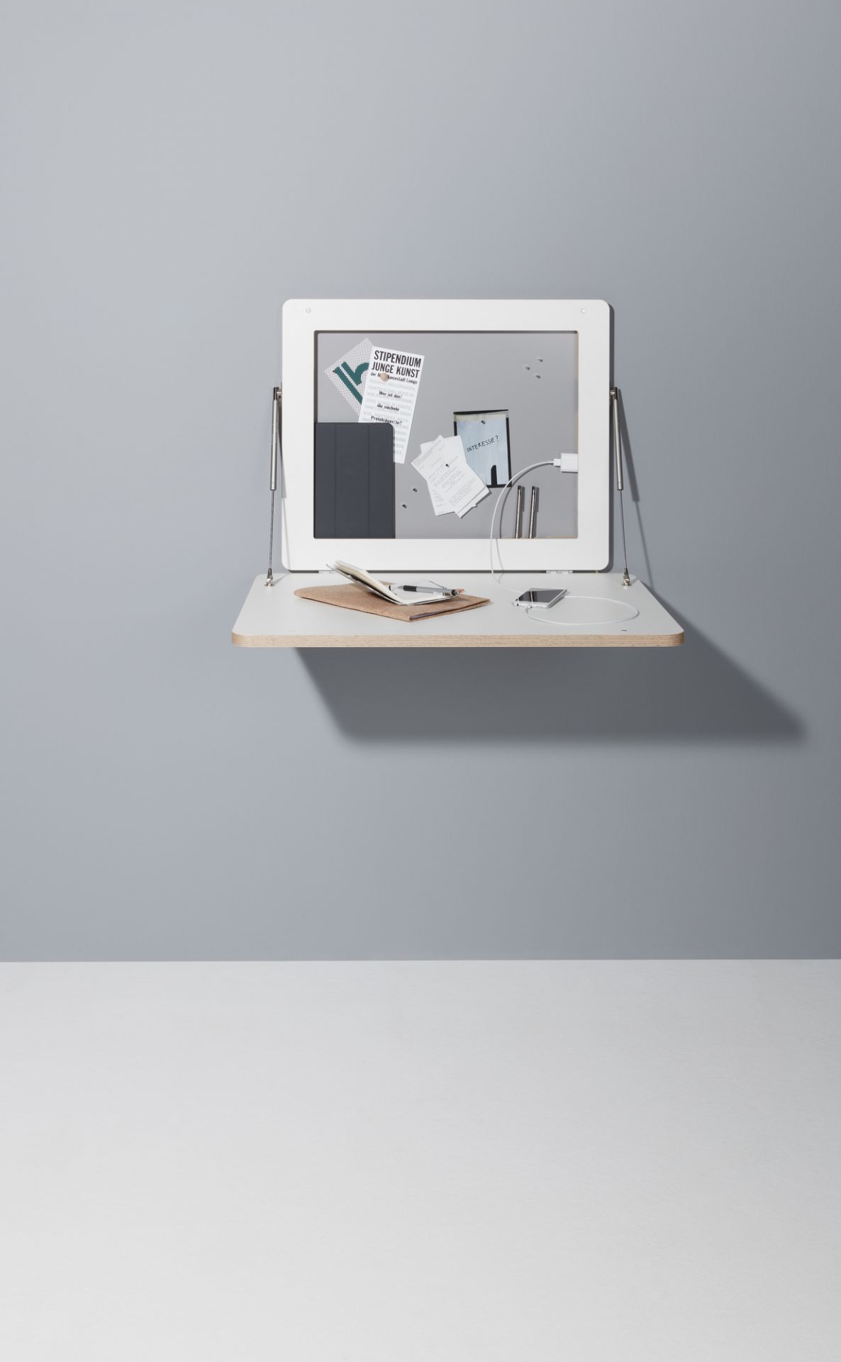 Flatframe Wall Secretary Müller Möbelwerkstätten
