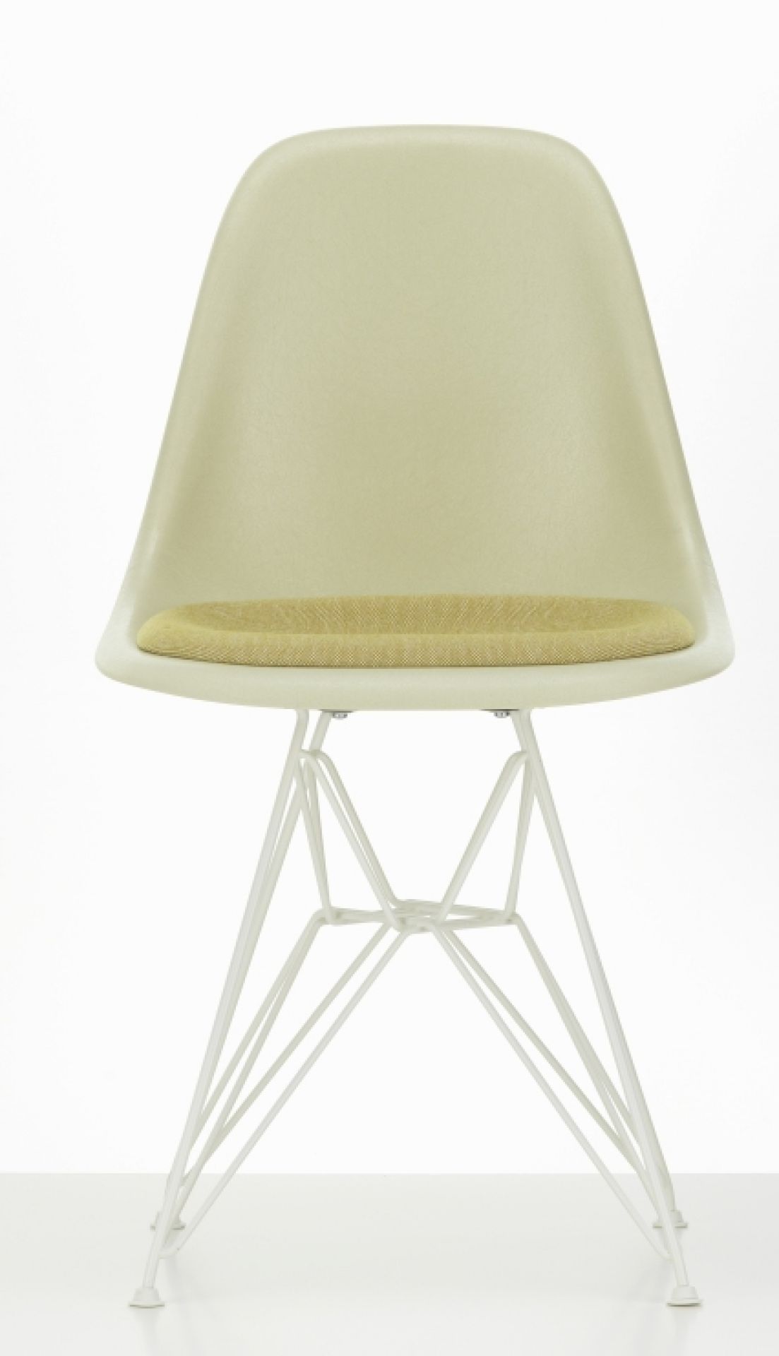 Eames Fiberglass Chair DSR Chair with Seat cushion Vitra