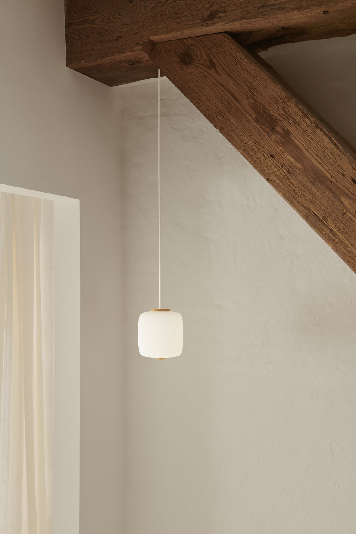 EK61 Opal Pendant lamp Ø16cm Carl Hansen & Søn