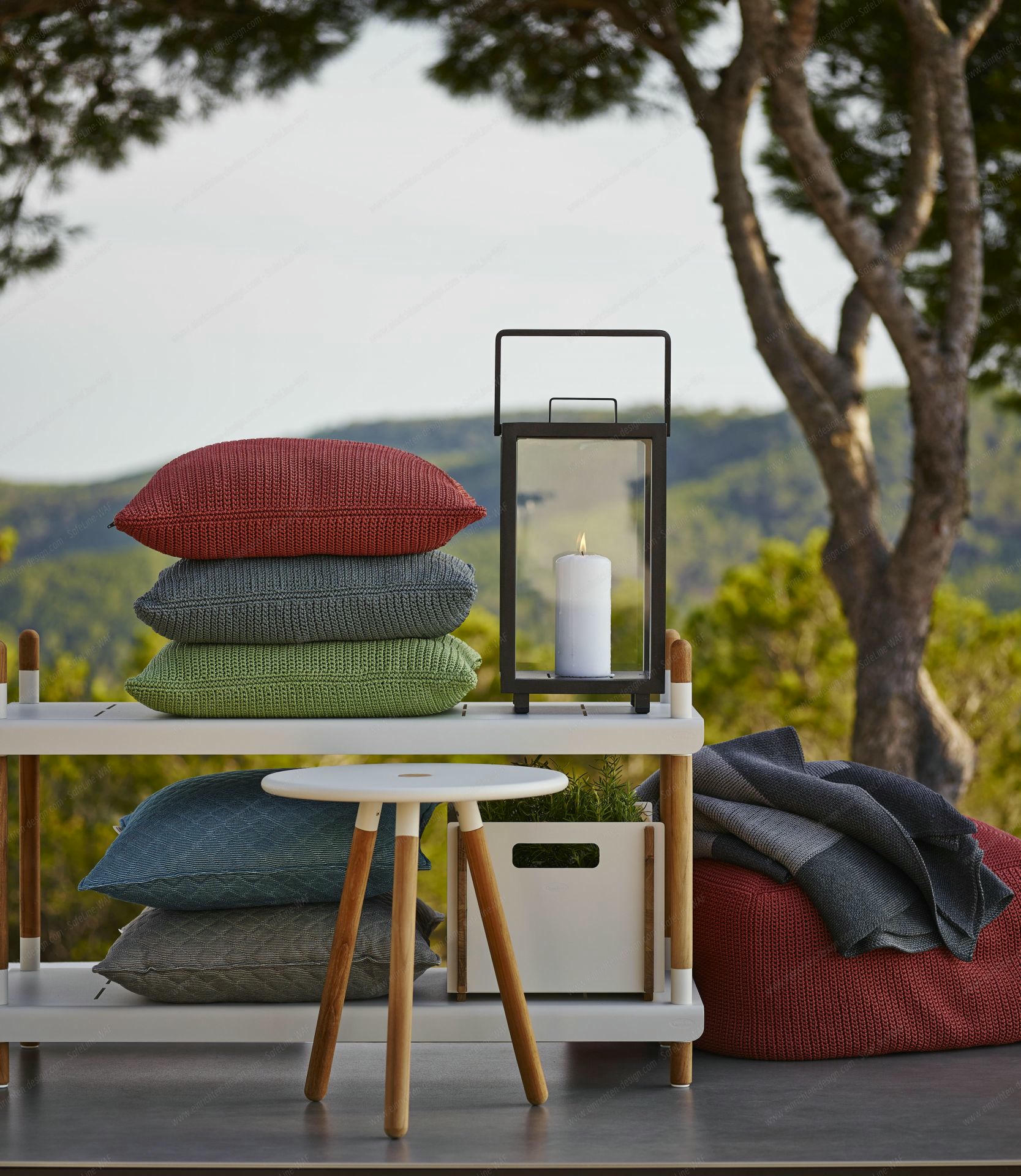 Lighthouse Aluminium Lantern Small Cane-Line