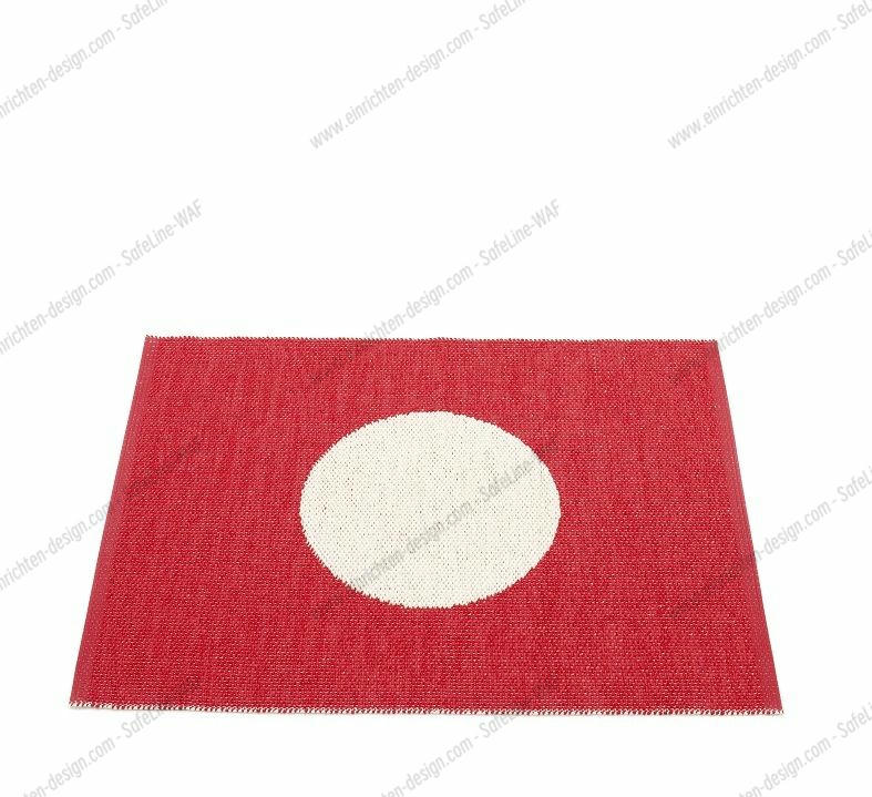 Vera Small One Plastic carpet 70x90 cm Pappelina Red