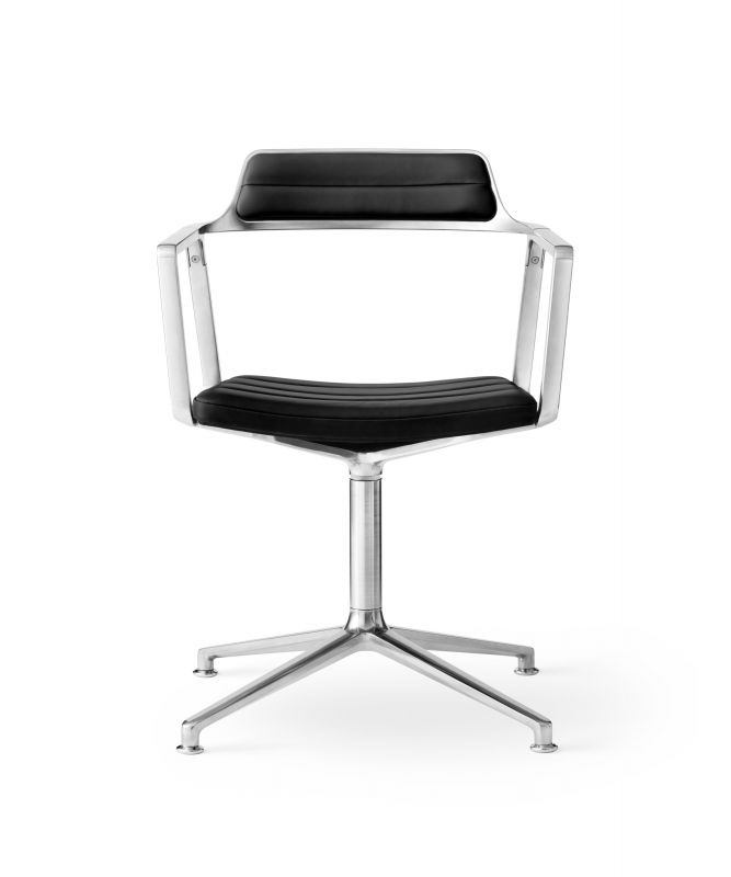 VIPP452 Swivel Chair with Gliders Vipp