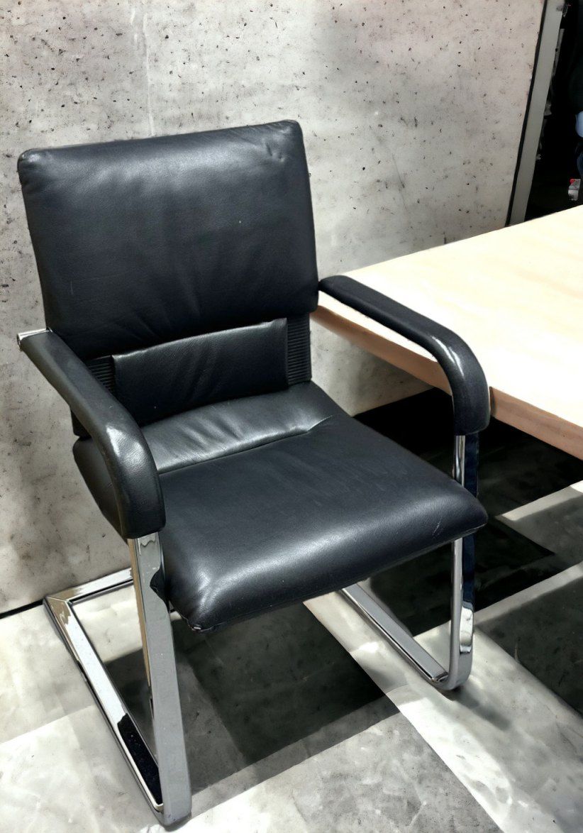 Figura metal cantilever chair Vitra USED MODEL