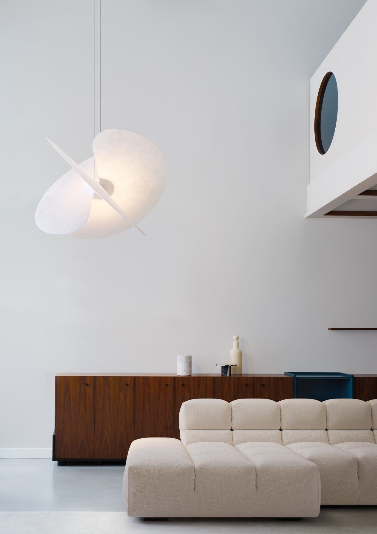 A06 1 Levante pendant lamp Luceplan