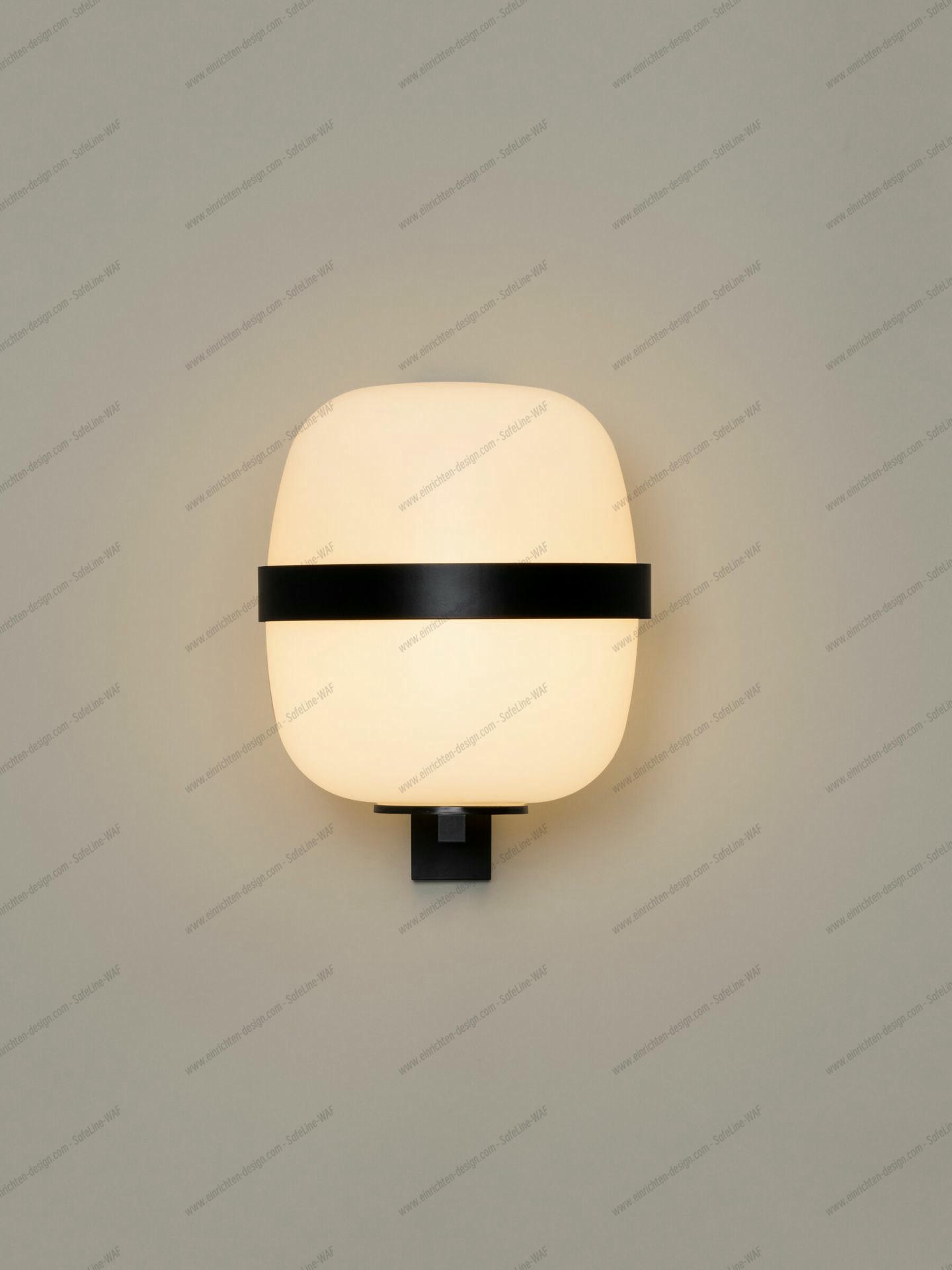 Wally Cesta wall lamp black Santa & Cole