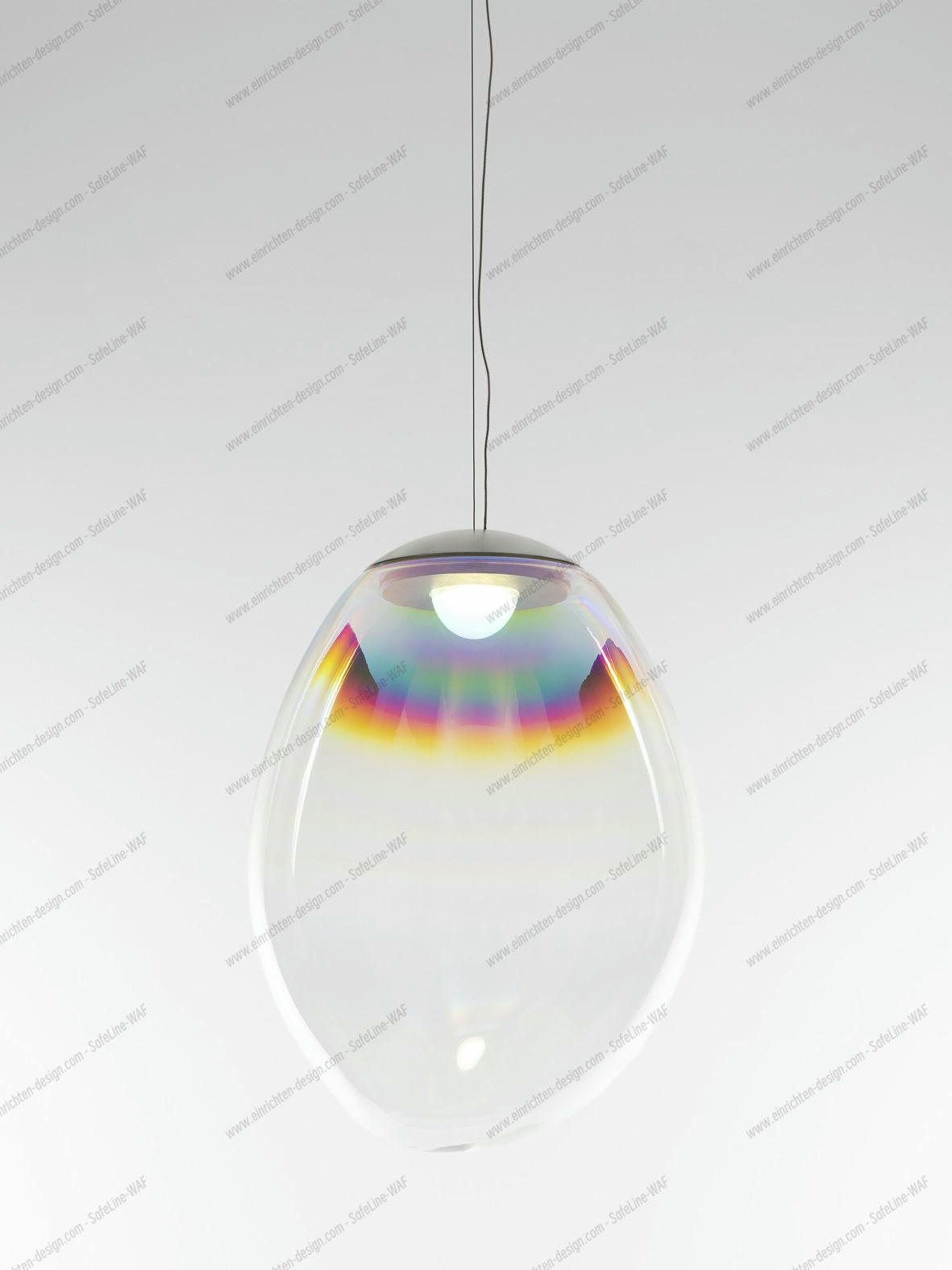 Nahaufnahme der Stellar Nebula Pendelleuchte von Artemide mit schillerndem Glaskörper.