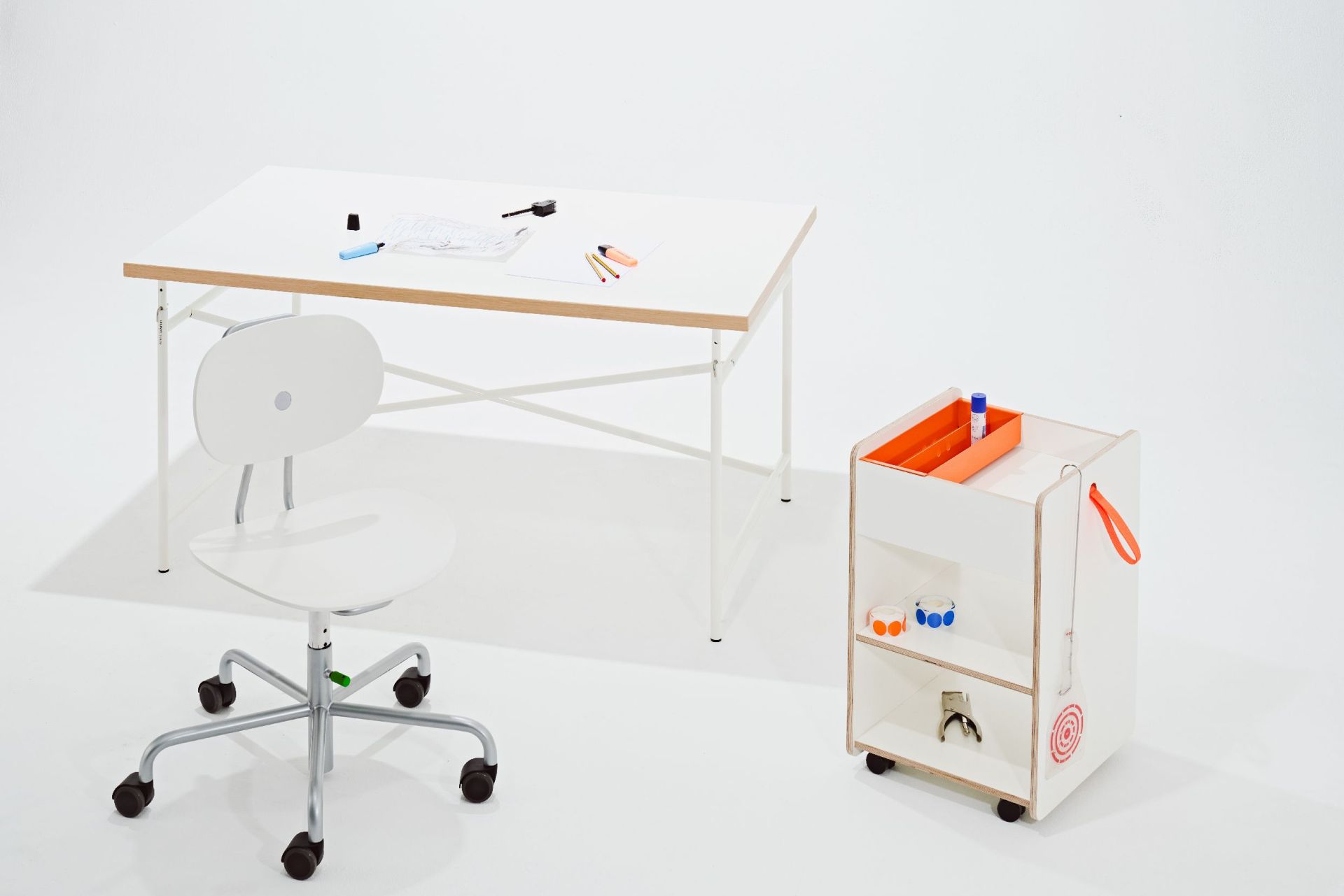 Schoolfriends Desk Set Richard Lampert