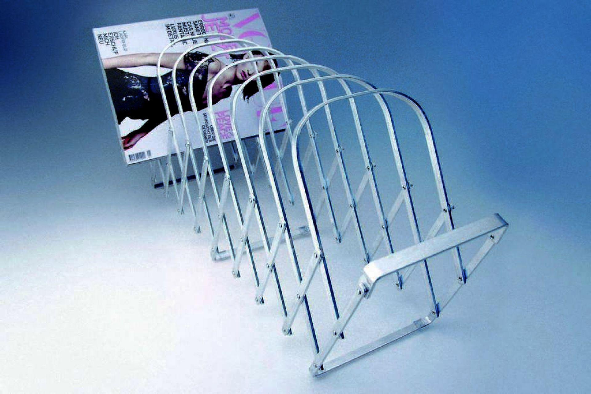 Collator news rack Radius