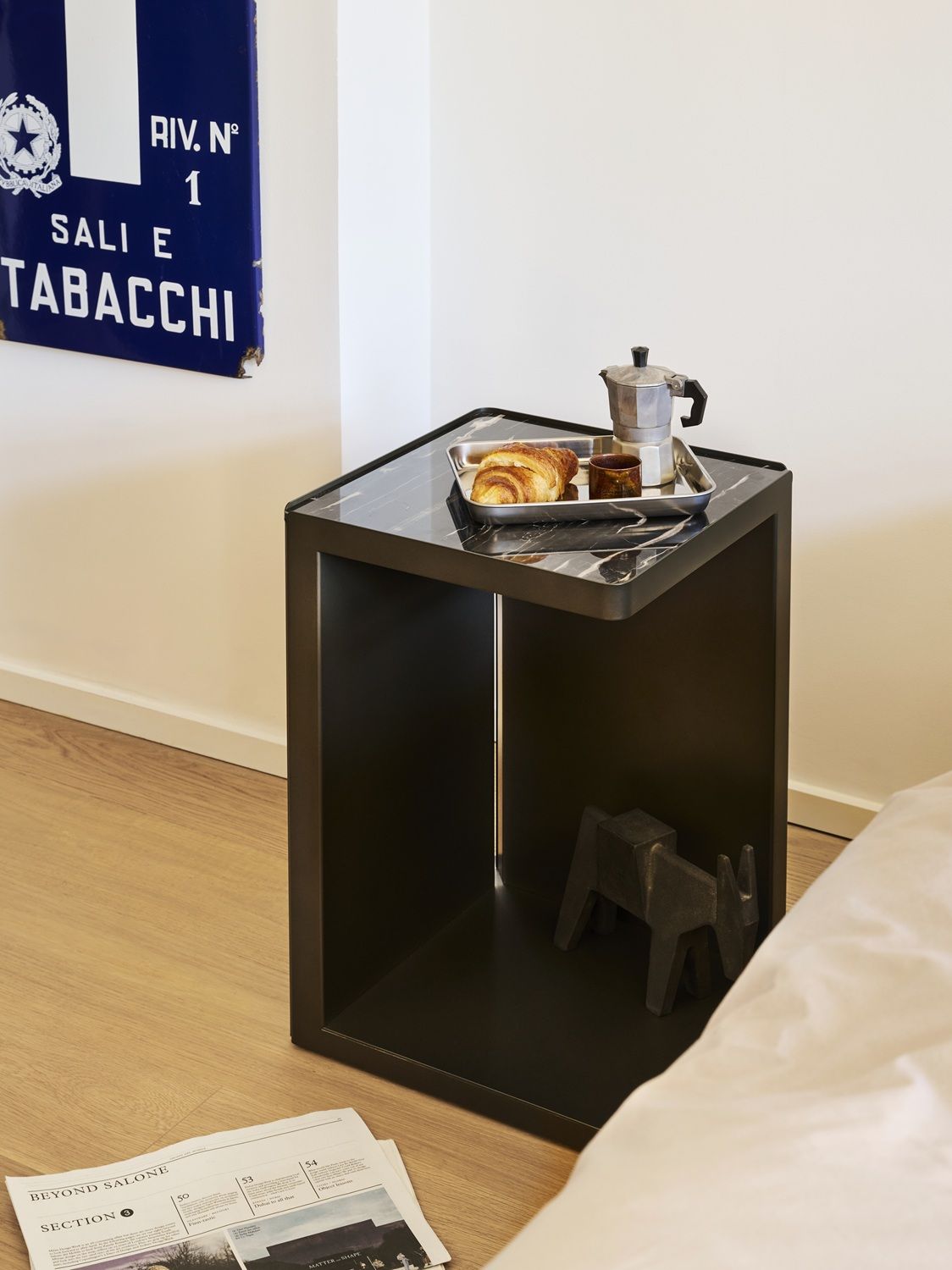 Ambito Side table Tola Dolza side table