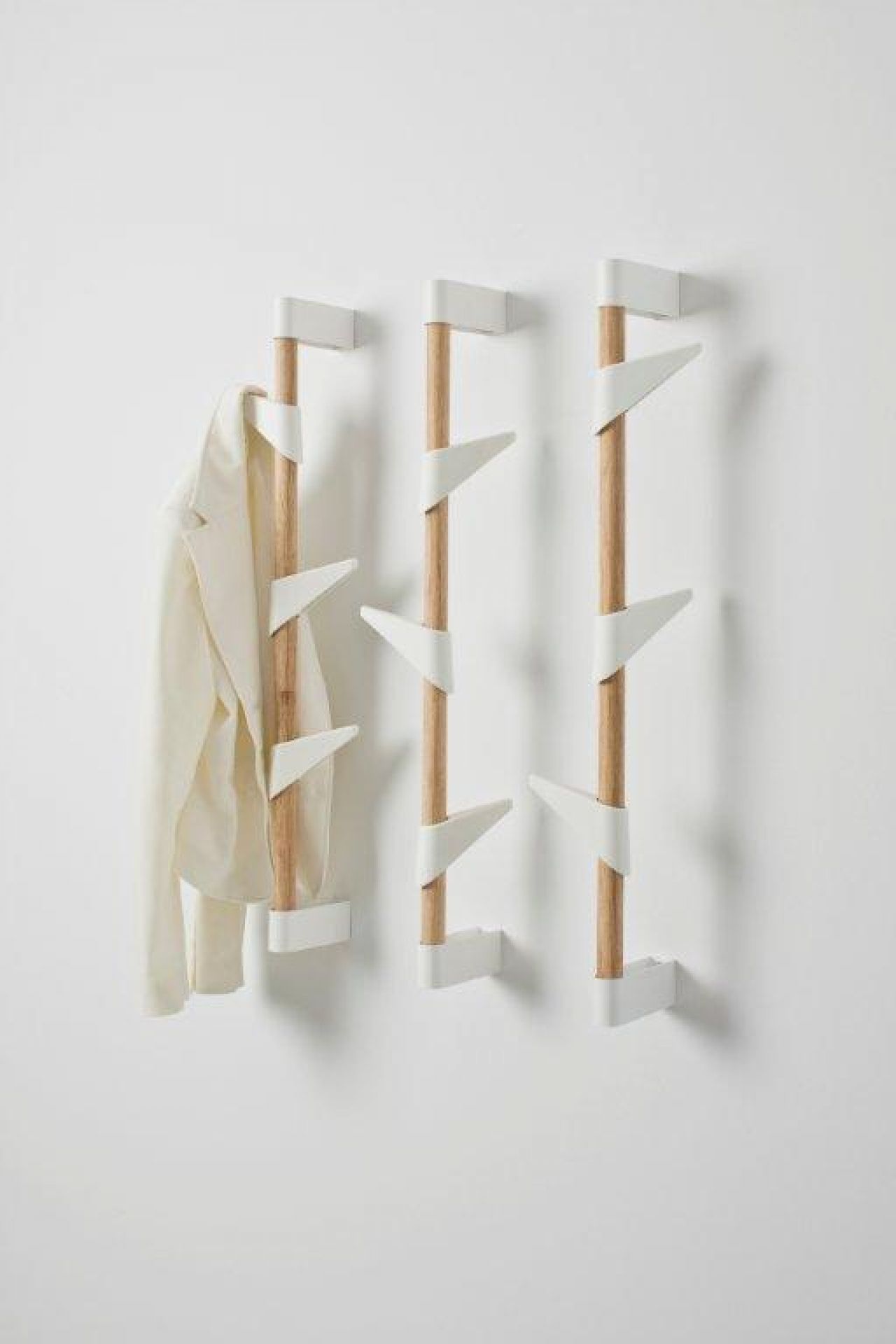 Bamboo coat rack Cascando