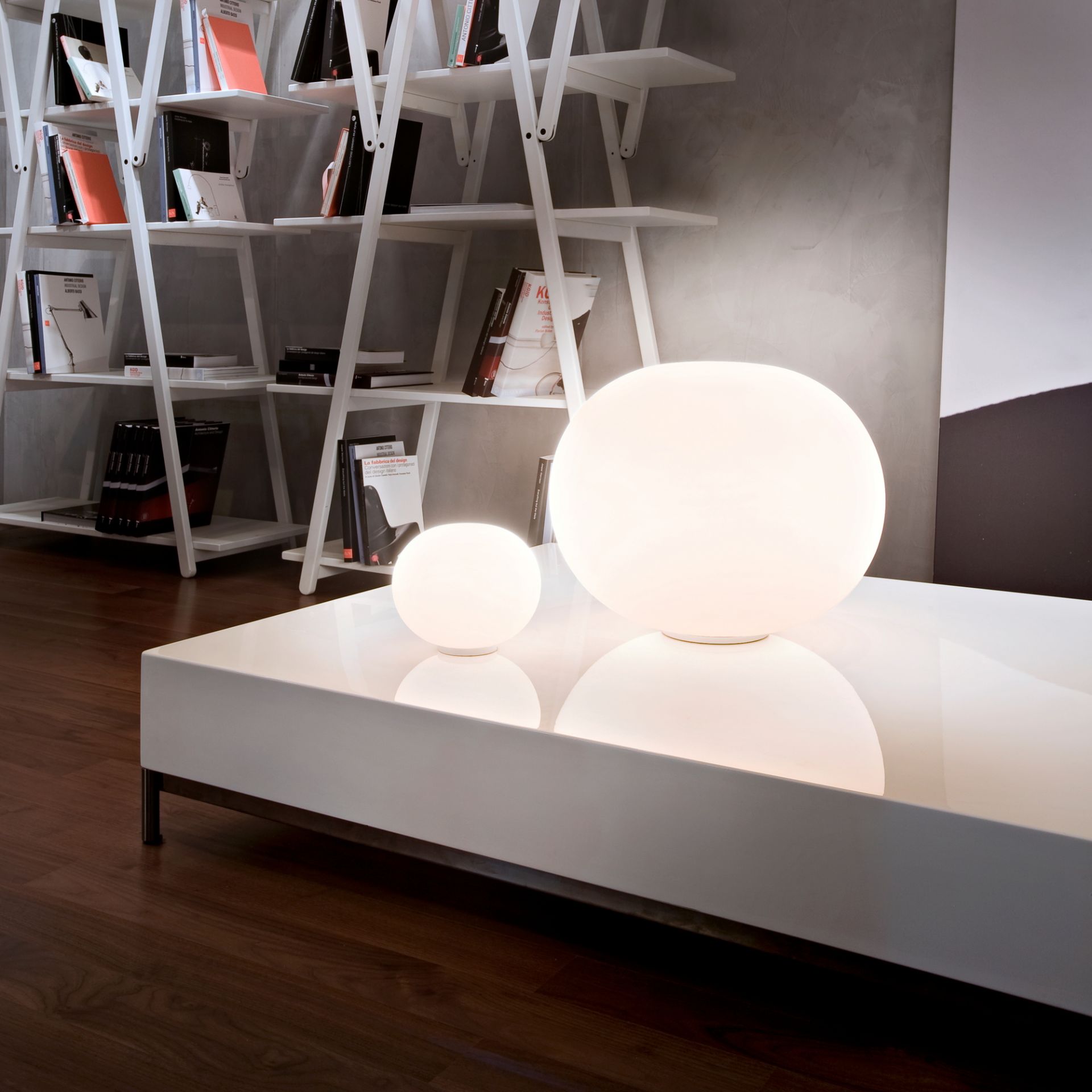 Glo Ball Basic Zero table lamp Flos
