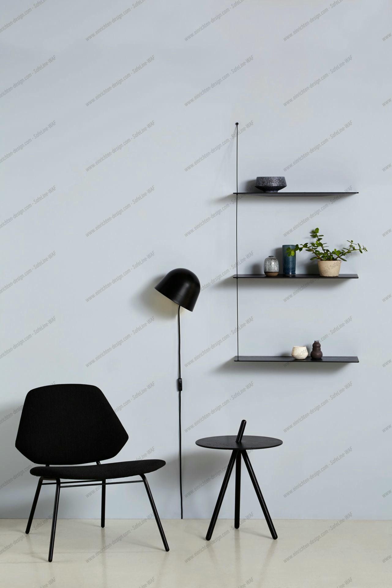 Kuppi Wall Lamp black Woud