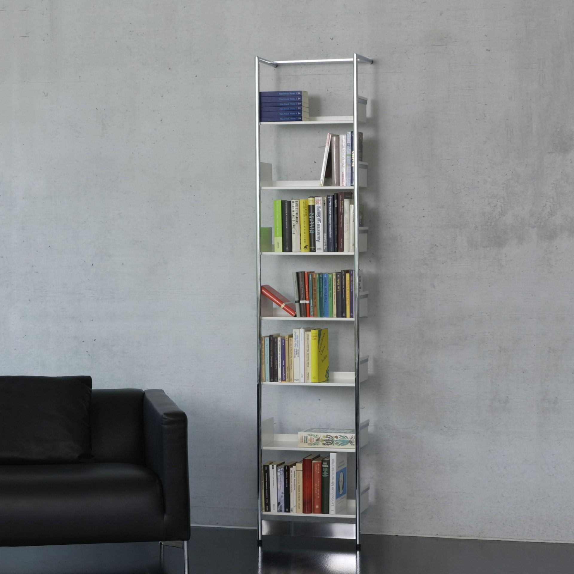 Pool 196 Medium Leaning shelf Mox