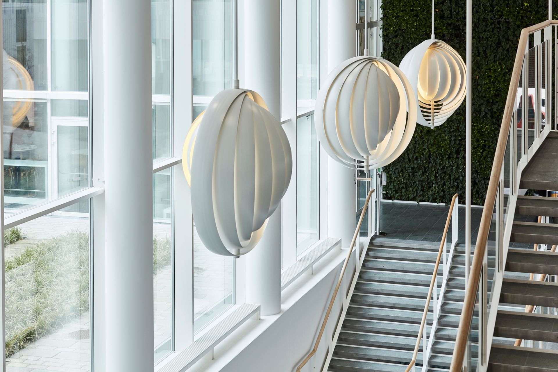 Moon XXXL Pendant Lamp Verpan