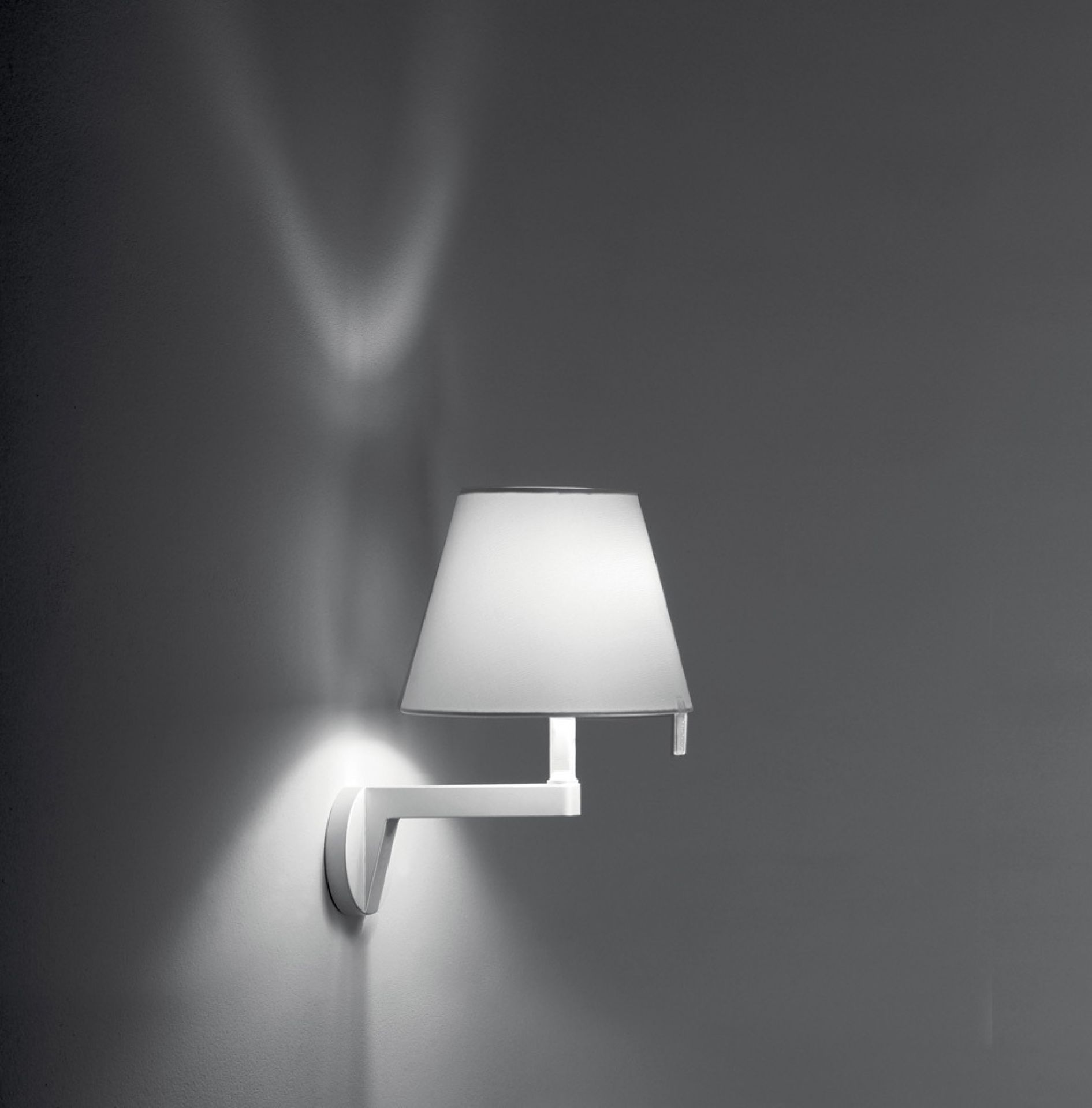Melampo Wall lamp Artemide