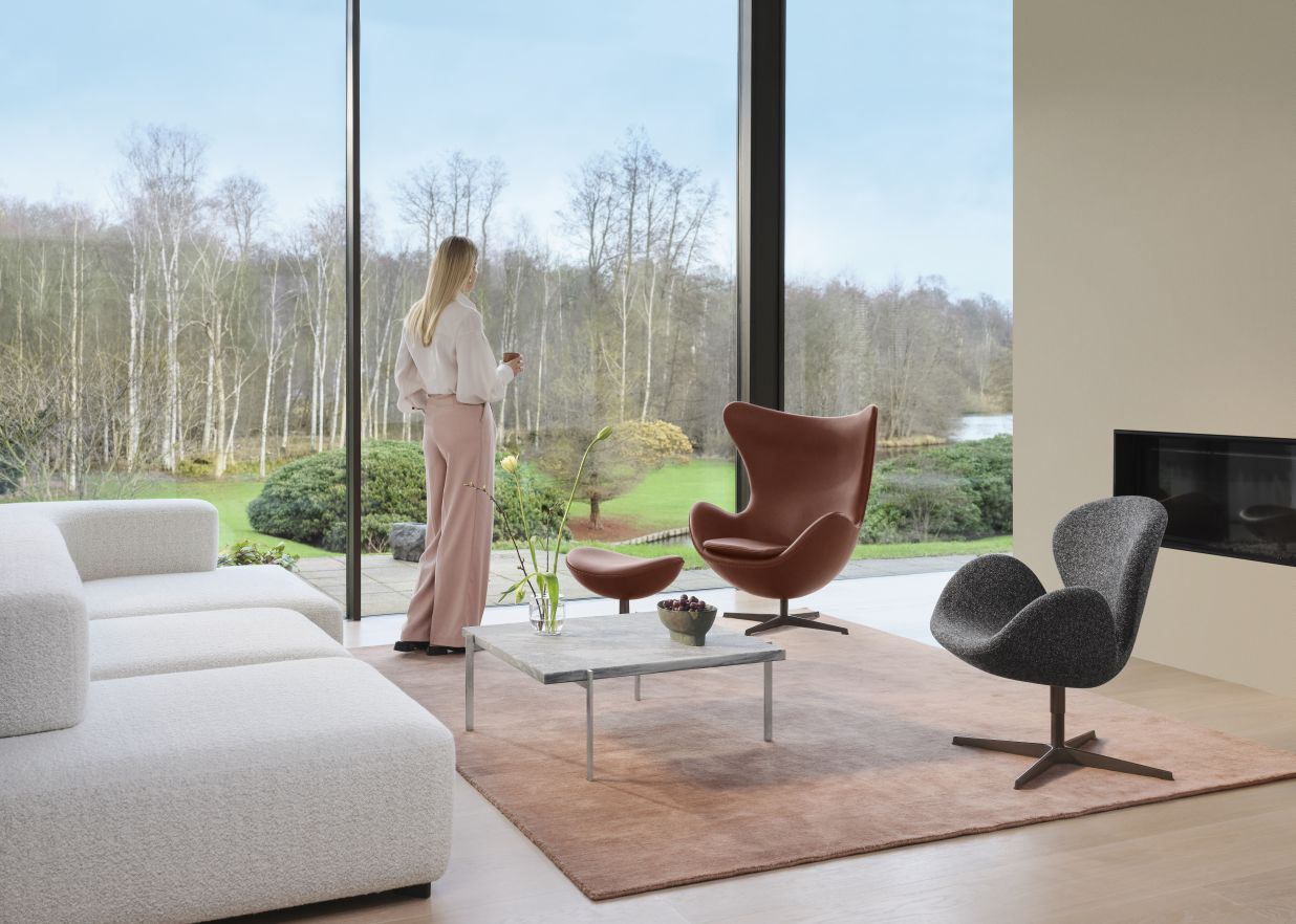 PK 61 Coffee Table Marble Grey-White Fritz Hansen Anniversary Model